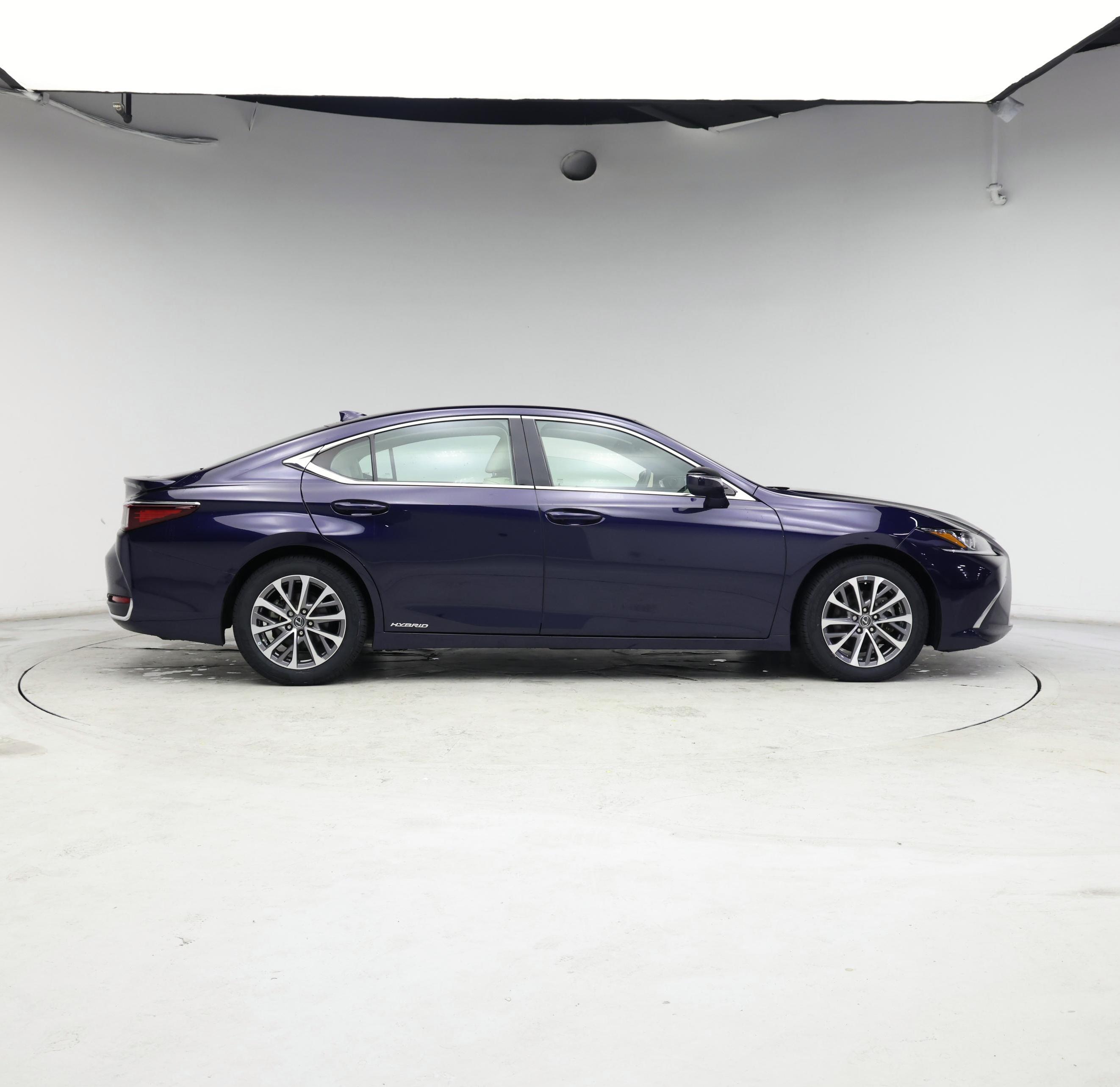 Thumbnail: 2022 Lexus ES - 7