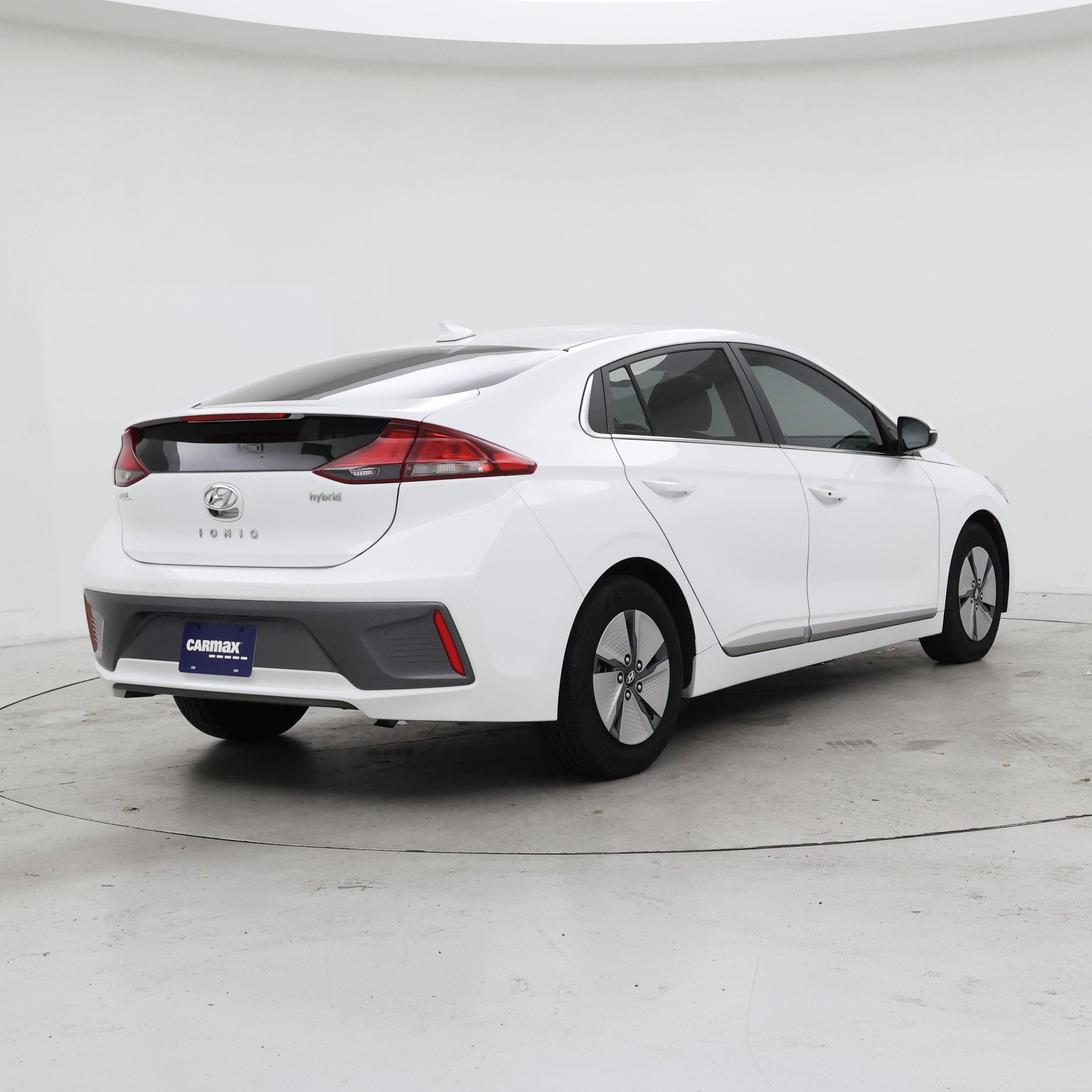 Thumbnail: 2022 Hyundai Ioniq - 8