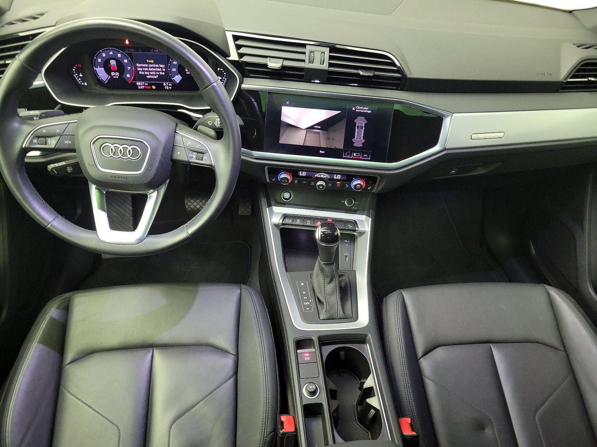 Thumbnail: 2021 Audi Q3 - 9