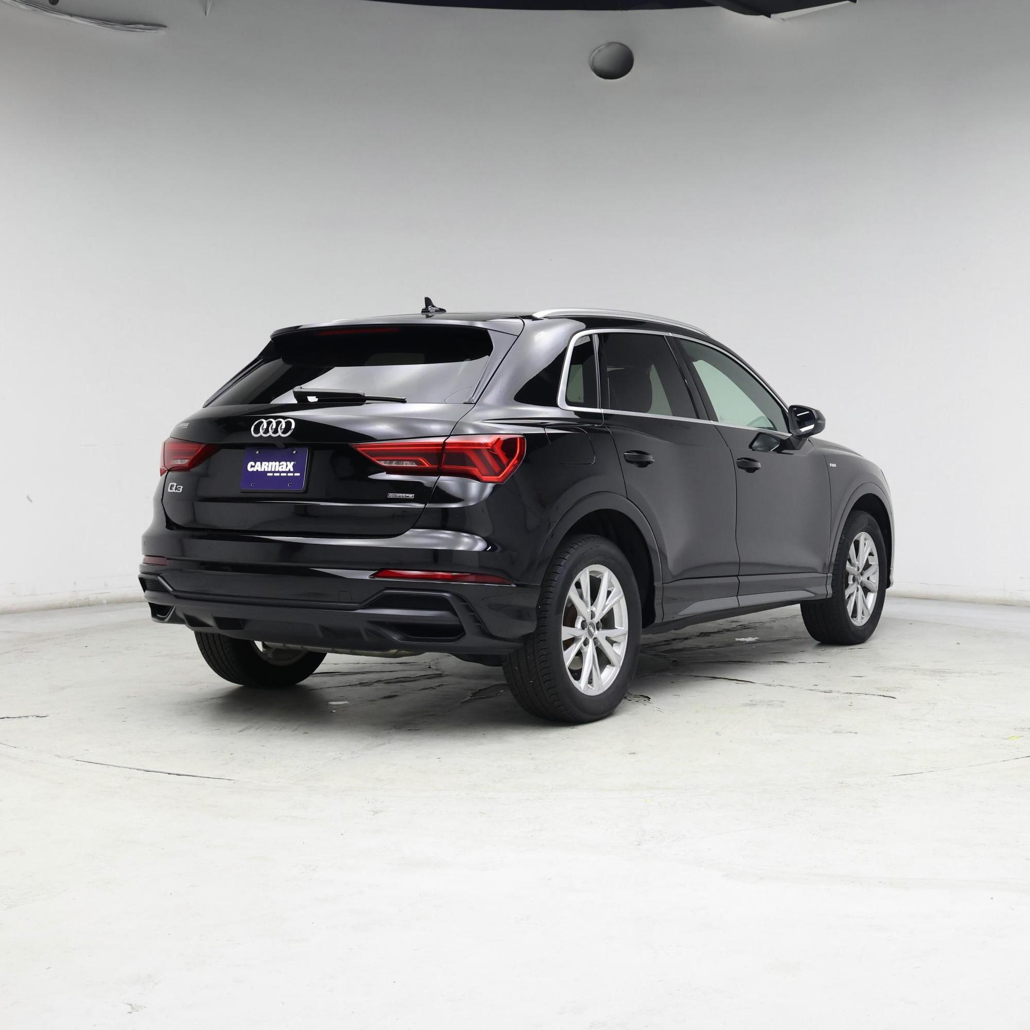 Thumbnail: 2021 Audi Q3 - 8