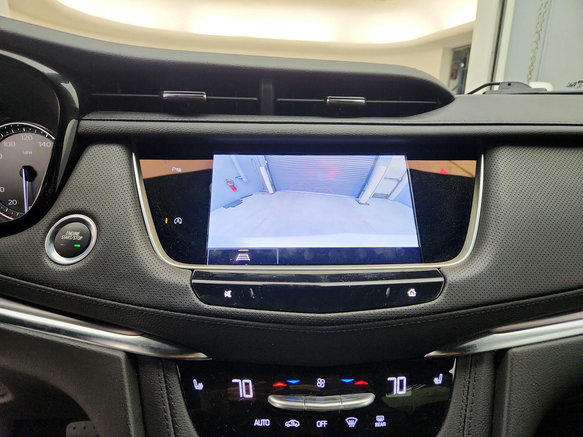 Thumbnail: 2022 Cadillac XT5 - 14