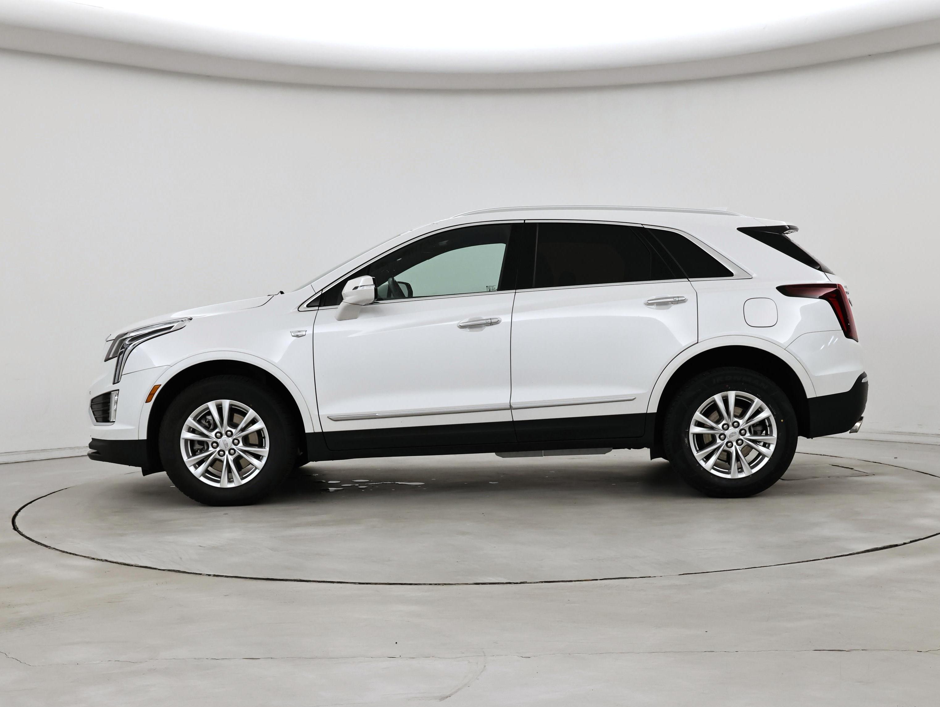 Thumbnail: 2022 Cadillac XT5 - 3