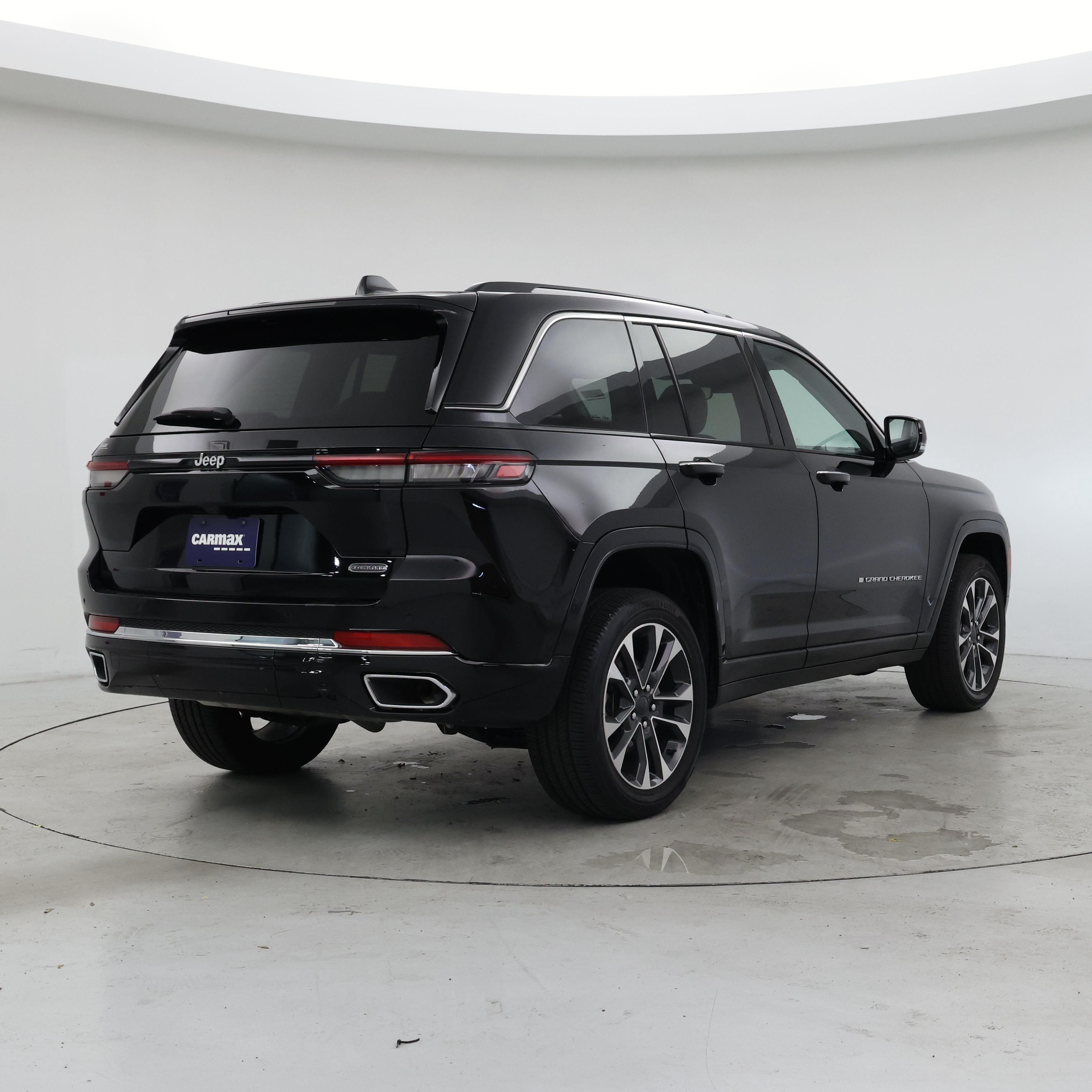 Thumbnail: 2023 Jeep Grand Cherokee - 8