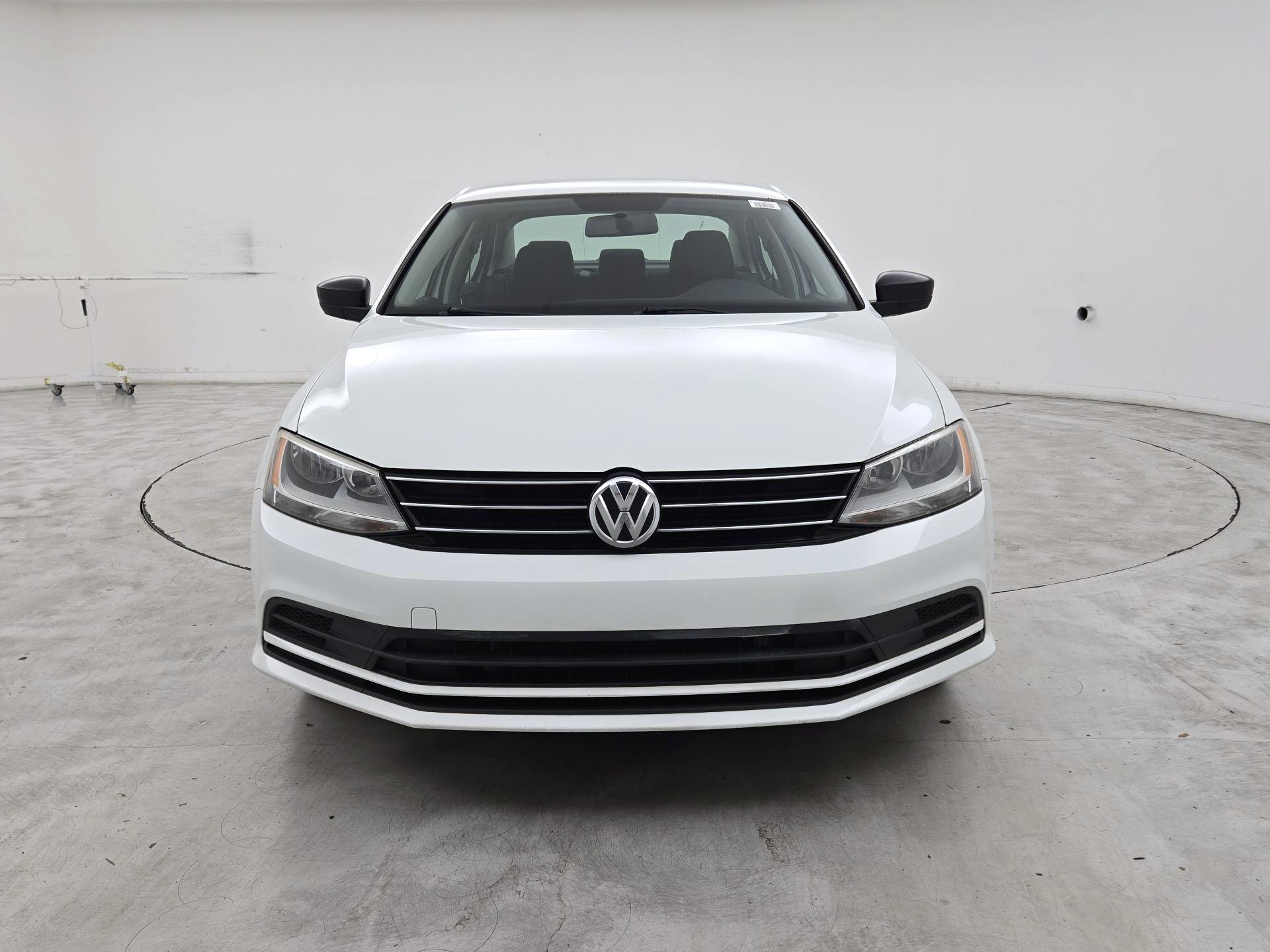 Thumbnail: 2016 Volkswagen Jetta - 2