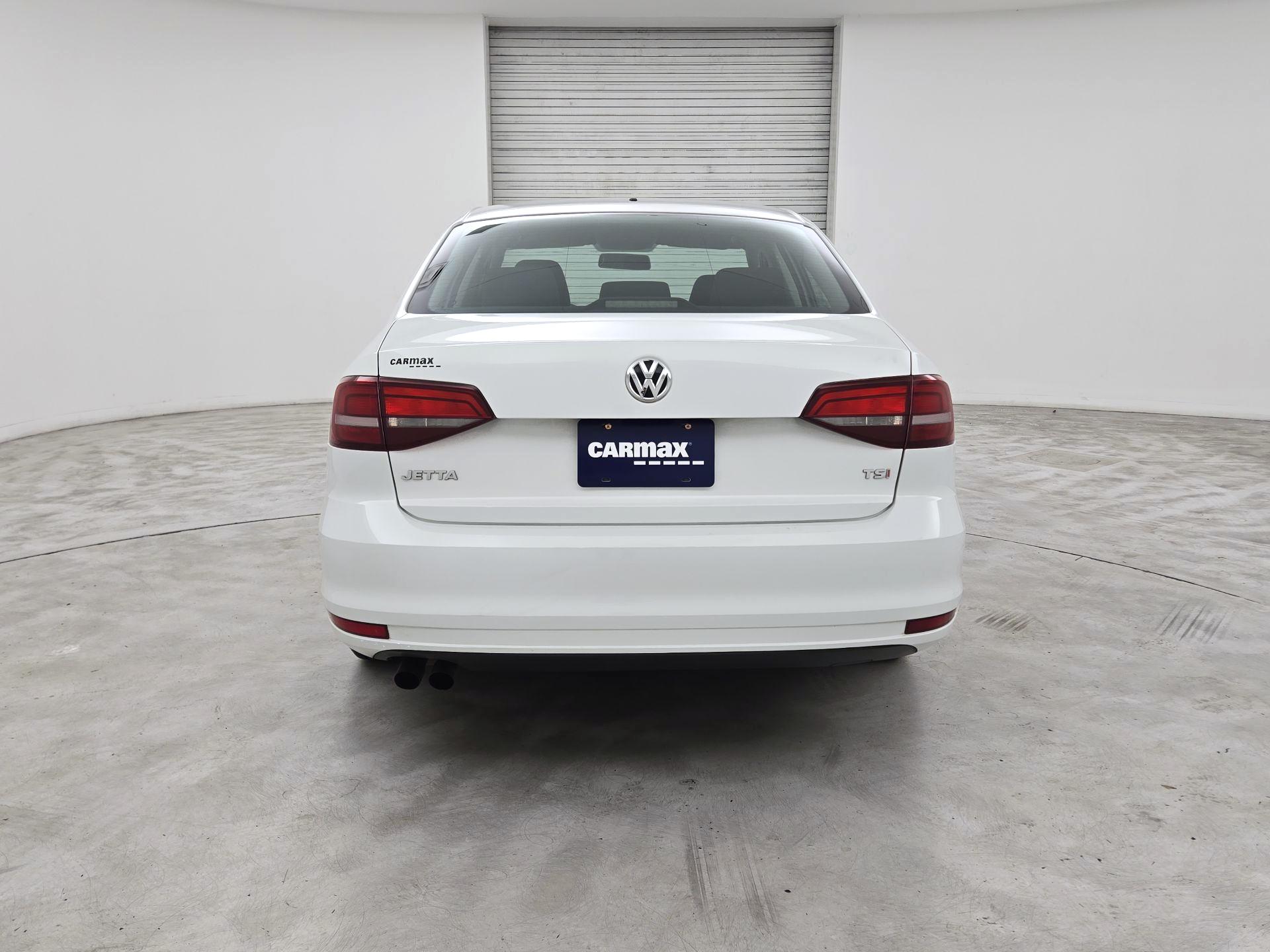 Thumbnail: 2016 Volkswagen Jetta - 6