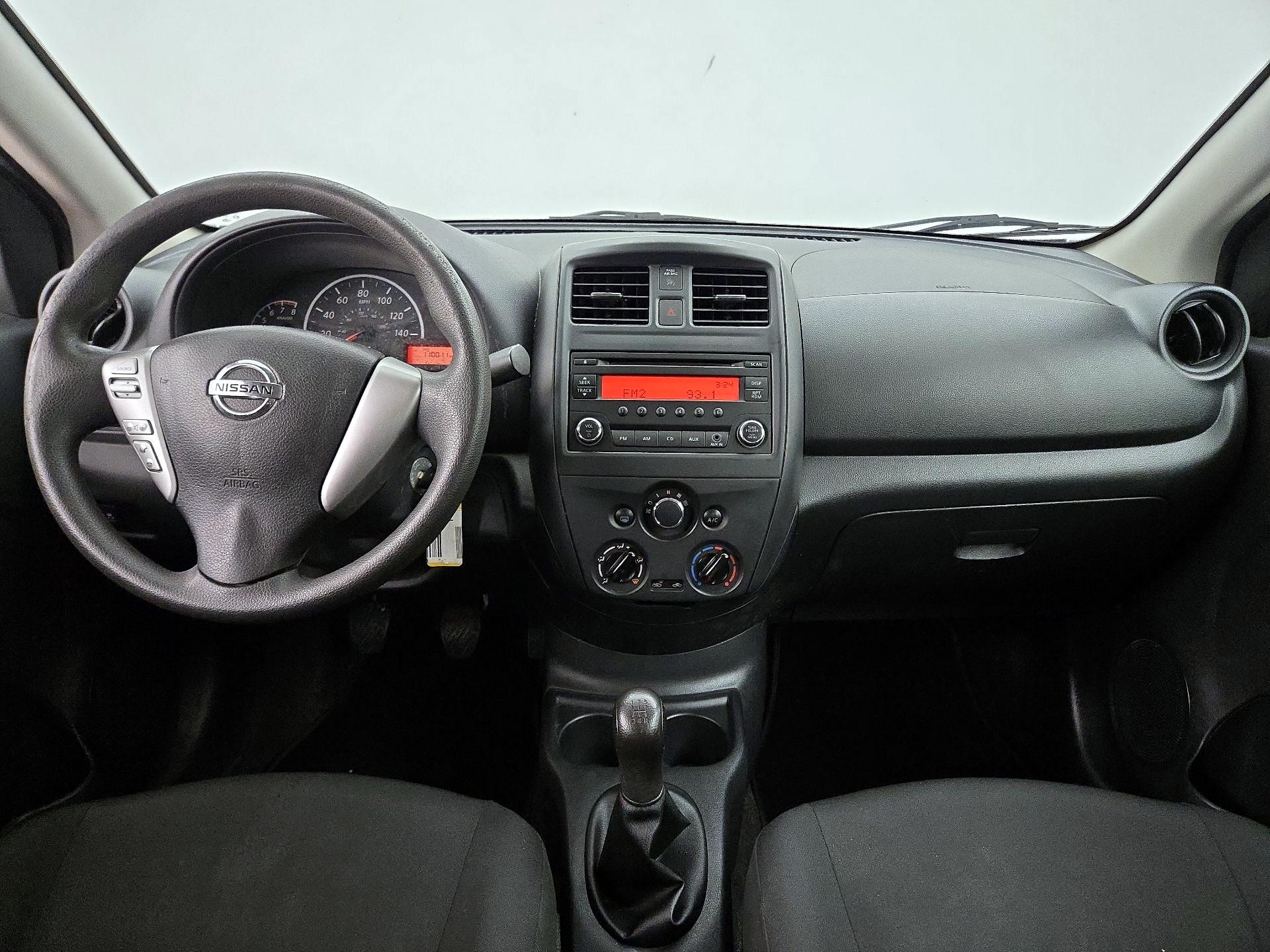 Thumbnail: 2016 Nissan Versa - 9