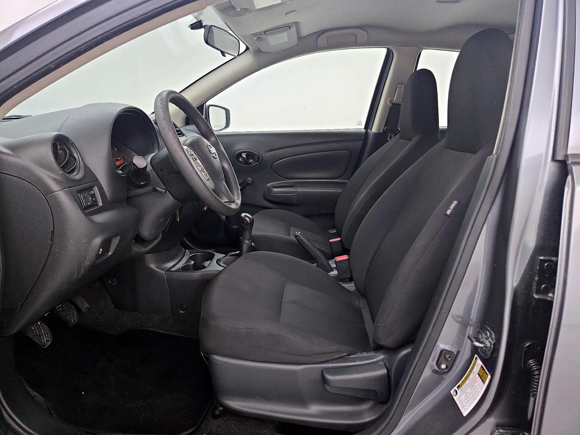 Thumbnail: 2016 Nissan Versa - 11