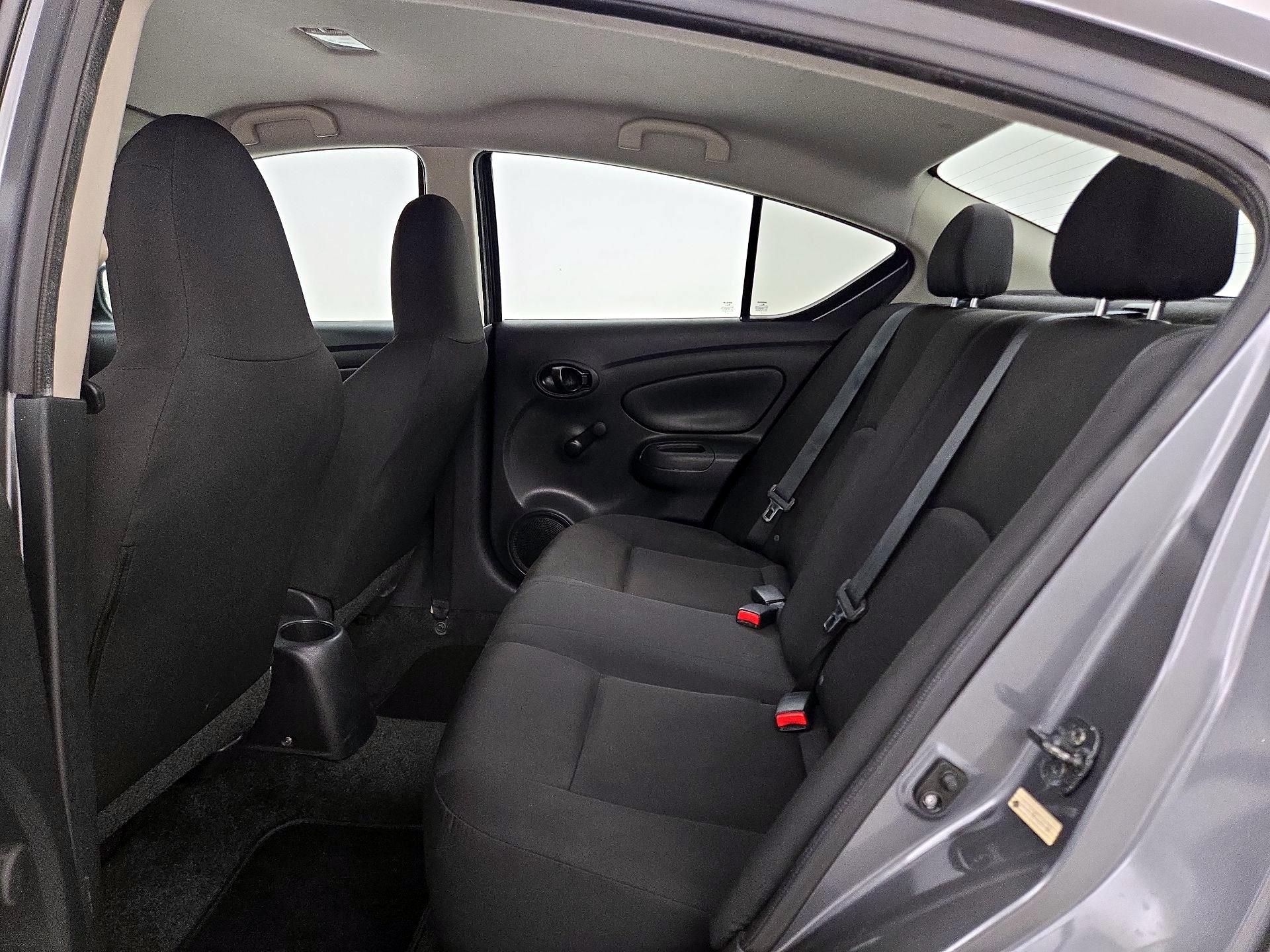 Thumbnail: 2016 Nissan Versa - 17