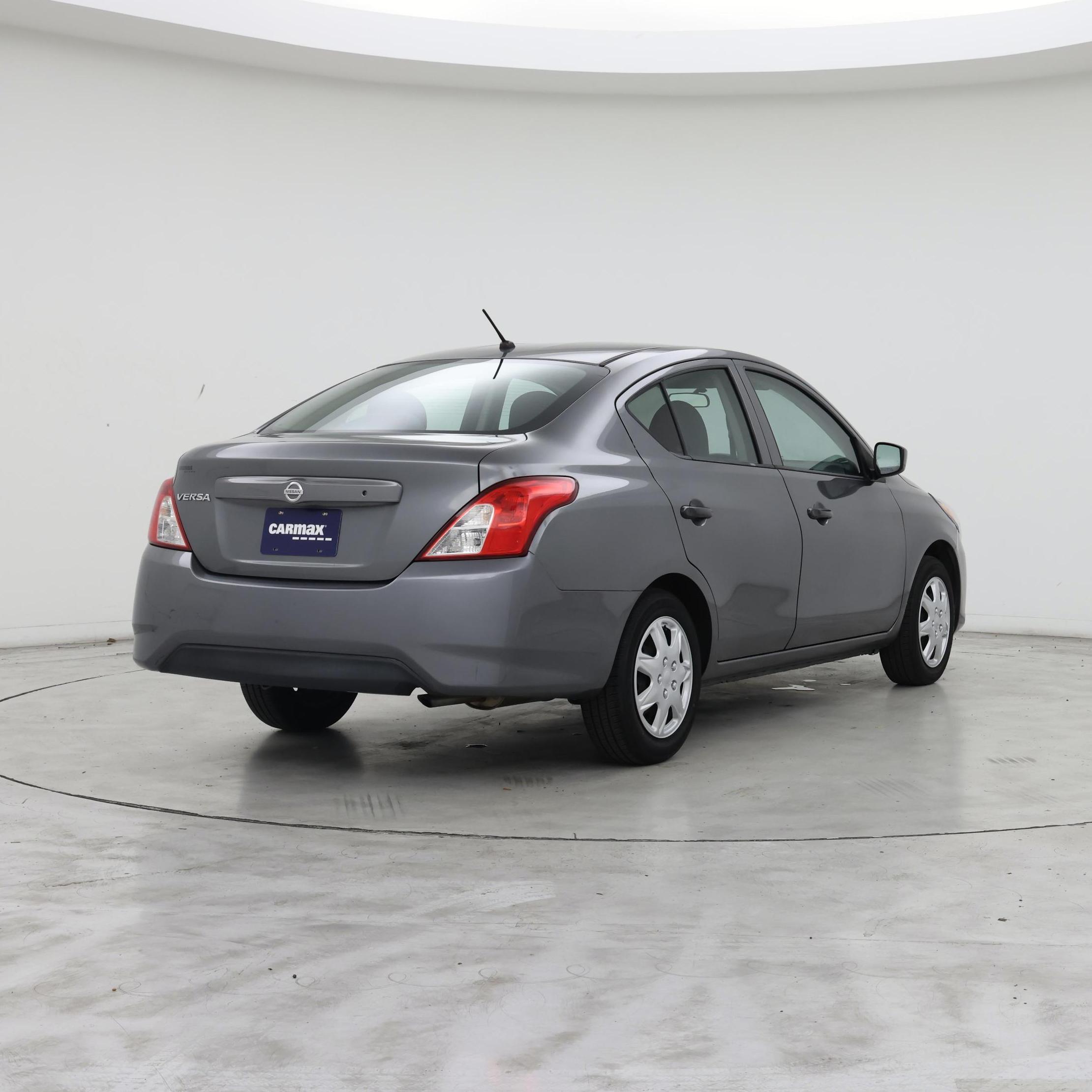 Thumbnail: 2016 Nissan Versa - 8