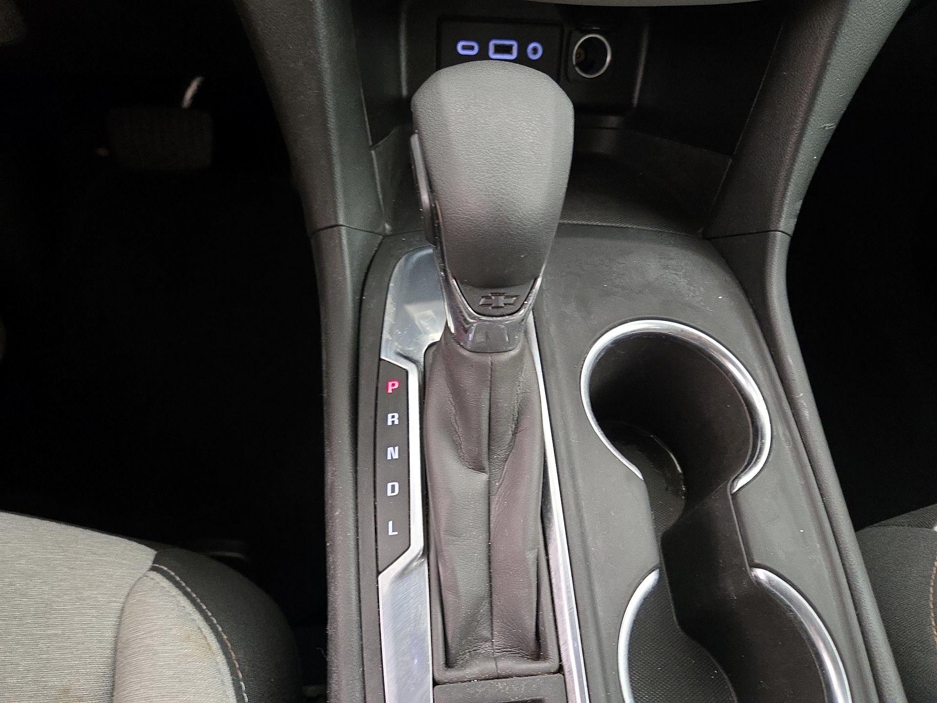 Thumbnail: 2022 Chevrolet Equinox - 17