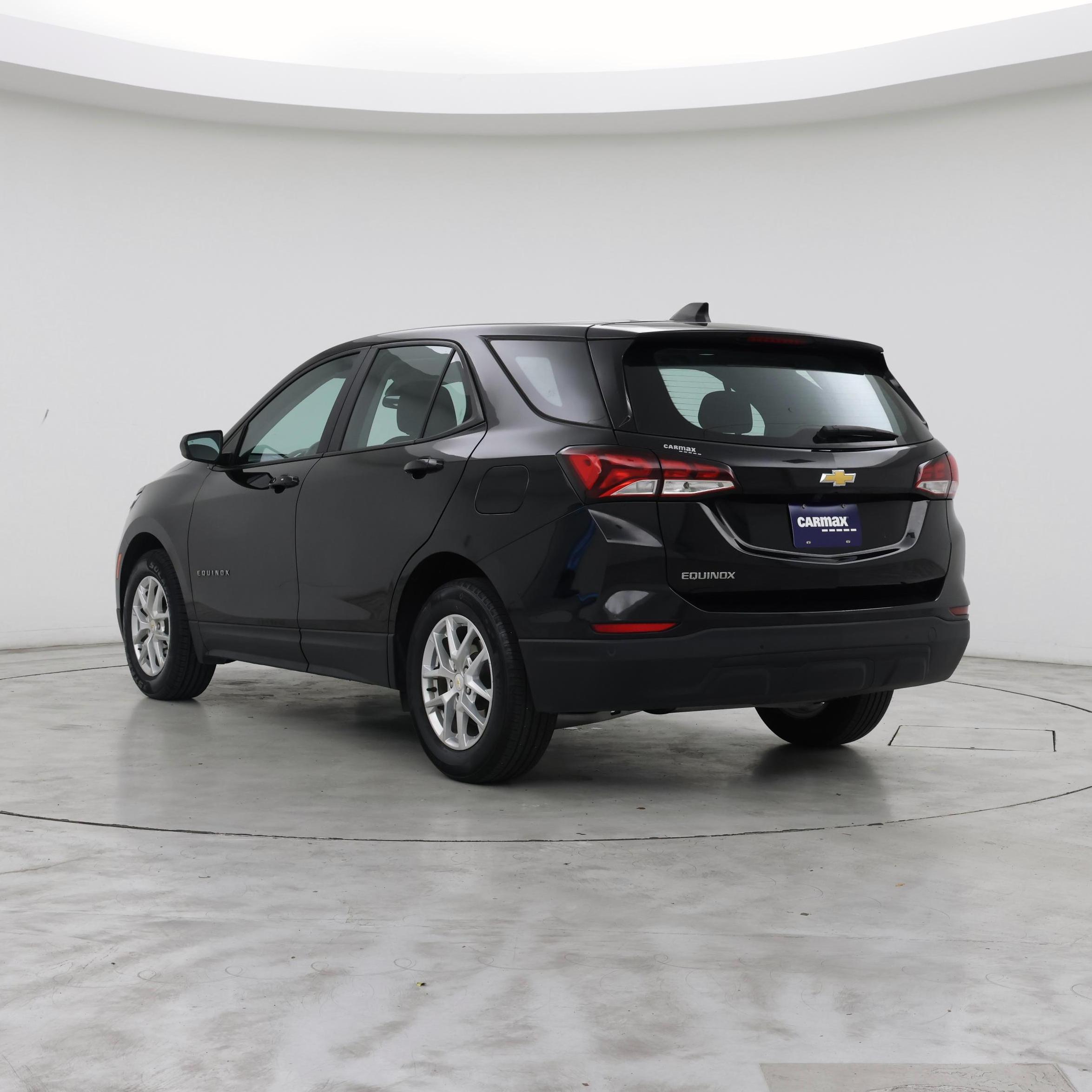 Thumbnail: 2022 Chevrolet Equinox - 2