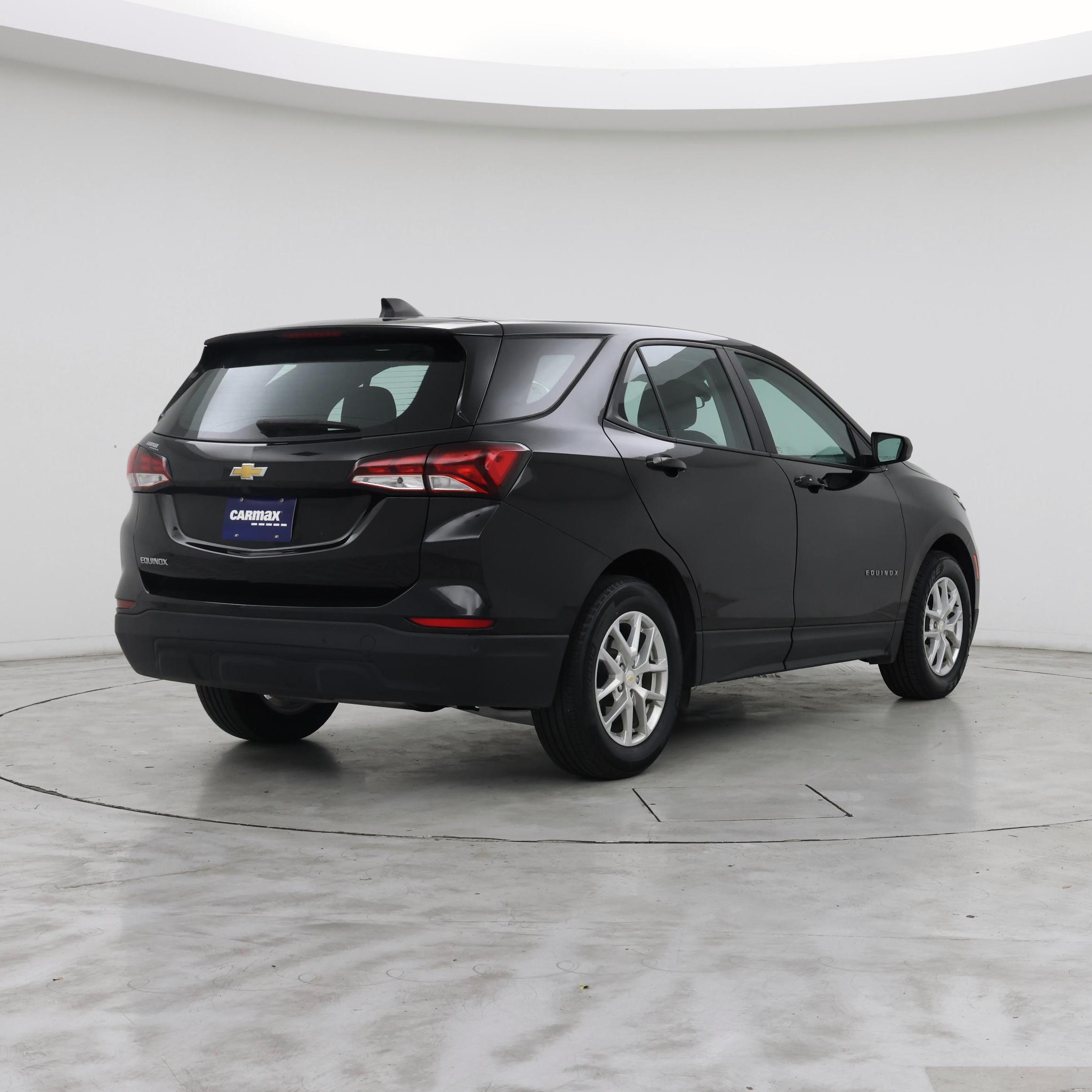 Thumbnail: 2022 Chevrolet Equinox - 8
