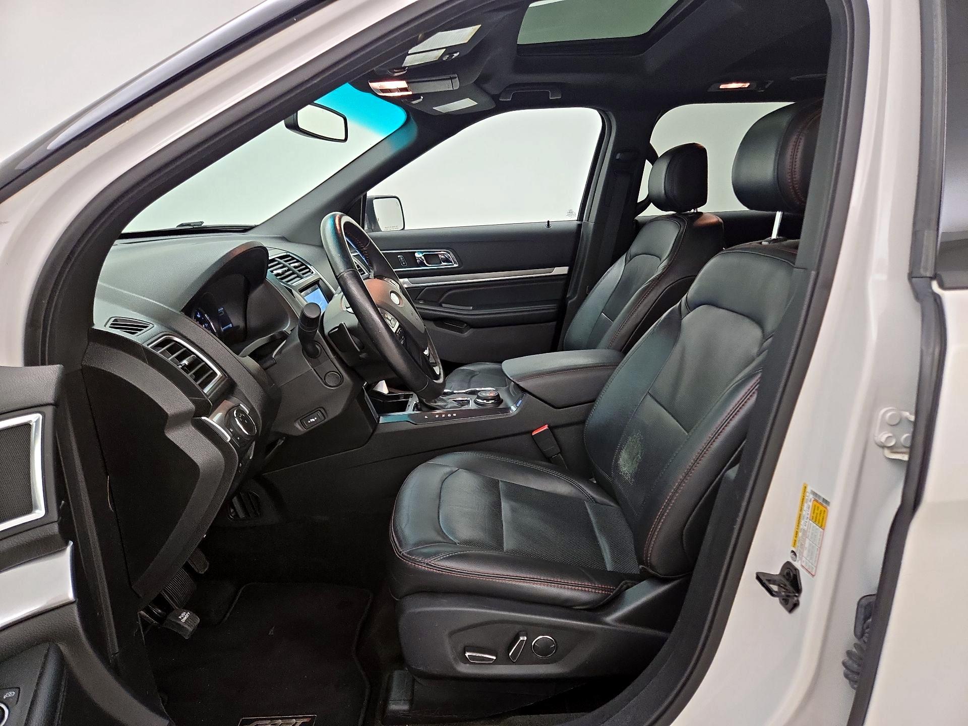 Thumbnail: 2017 Ford Explorer - 11