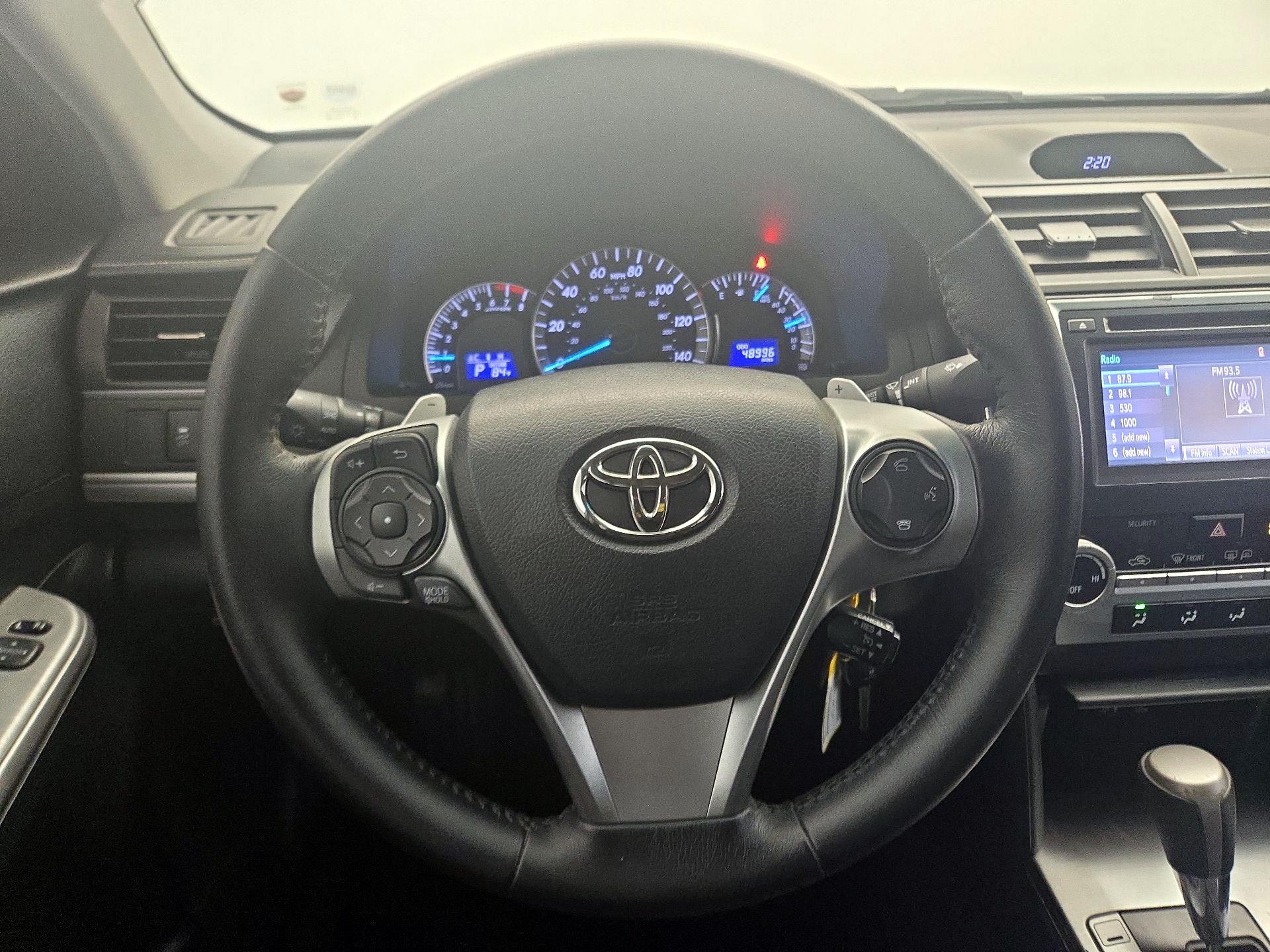 Thumbnail: 2014 Toyota Camry - 10