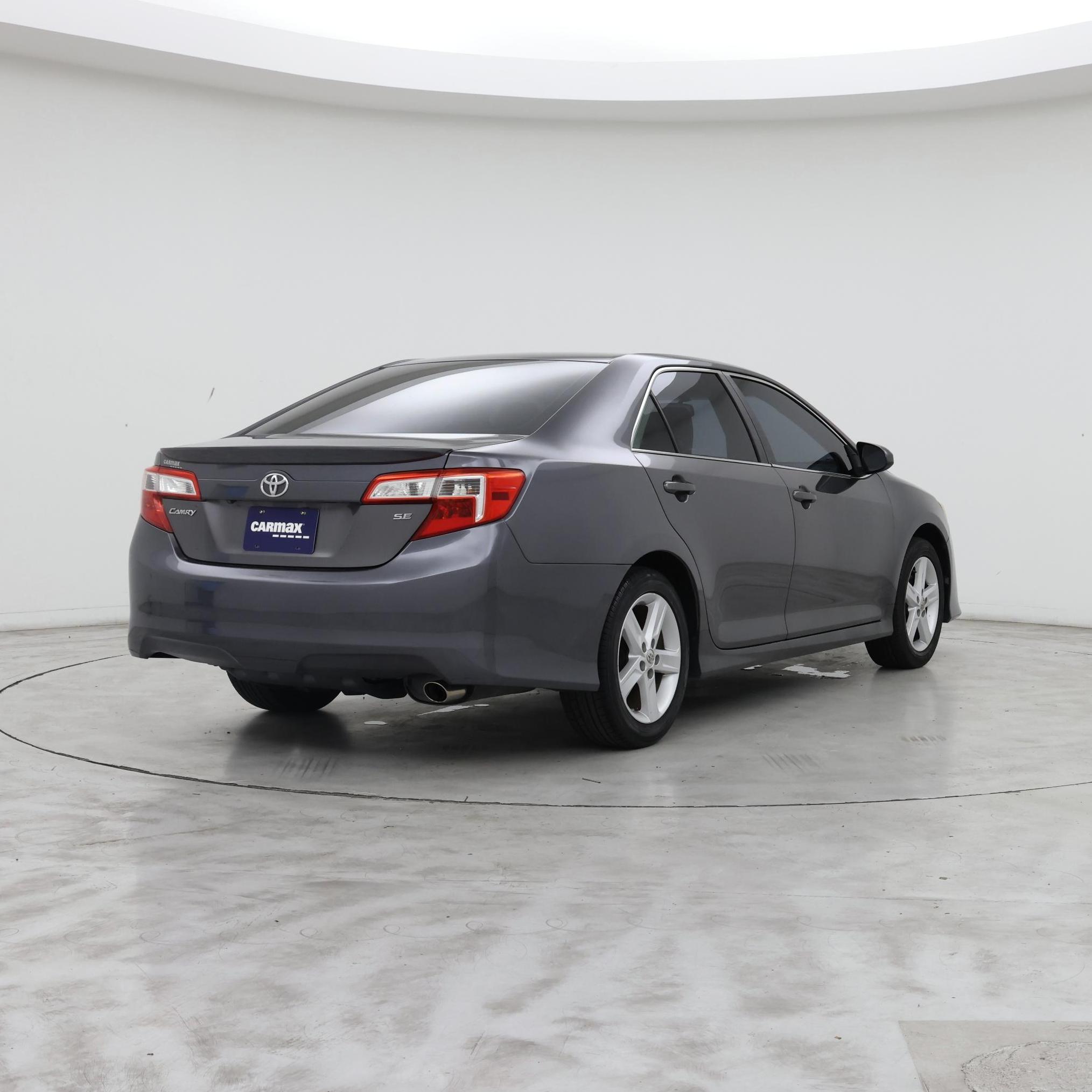 Thumbnail: 2014 Toyota Camry - 8