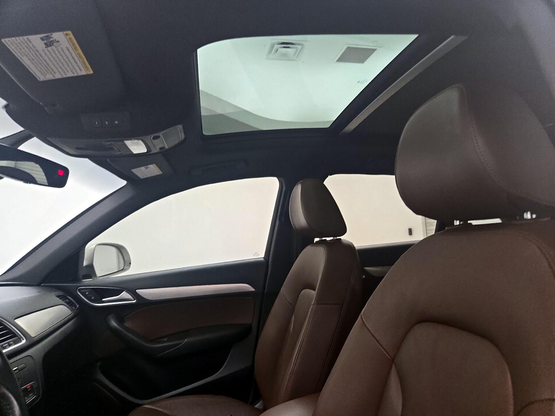 Thumbnail: 2018 Audi Q3 - 18
