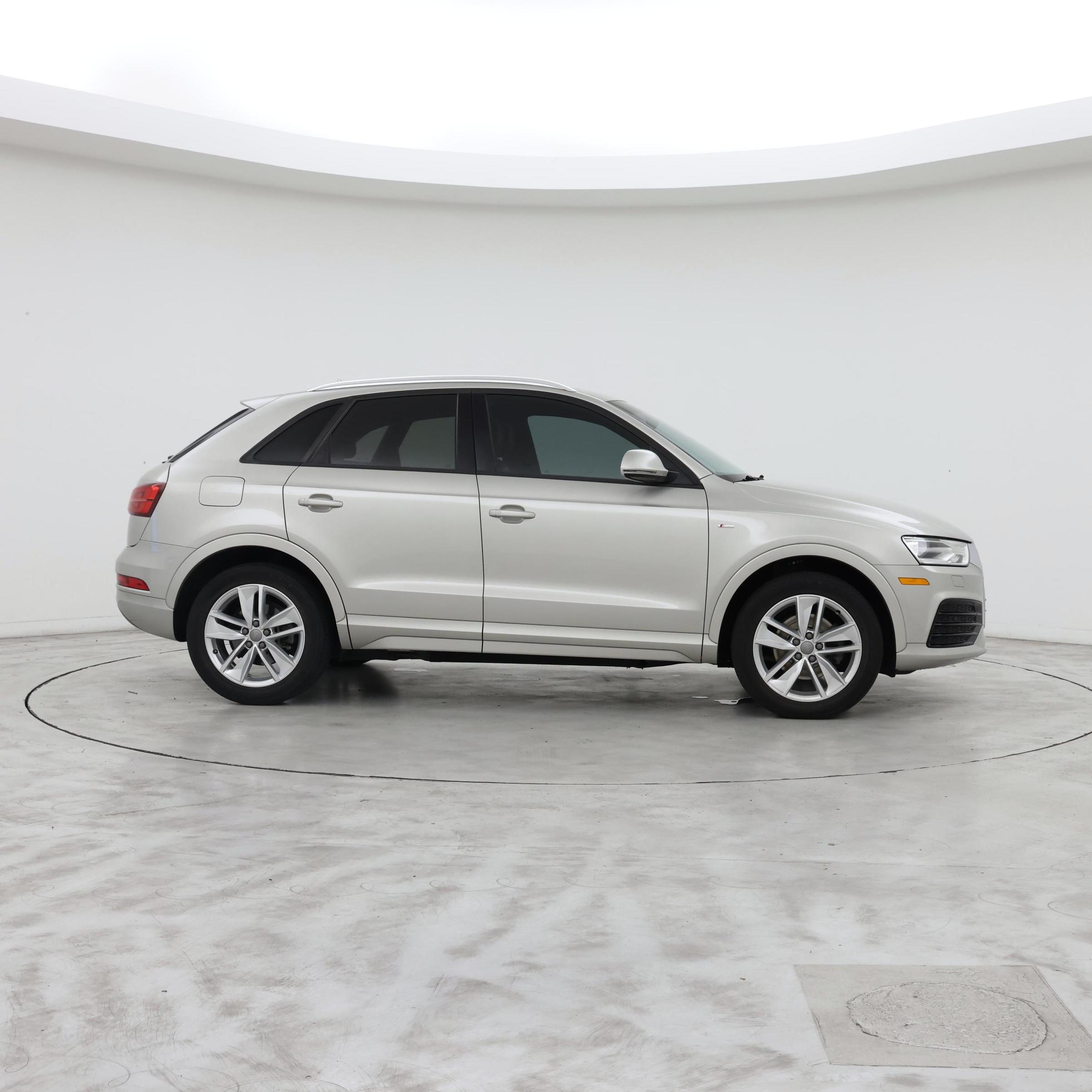 Thumbnail: 2018 Audi Q3 - 7