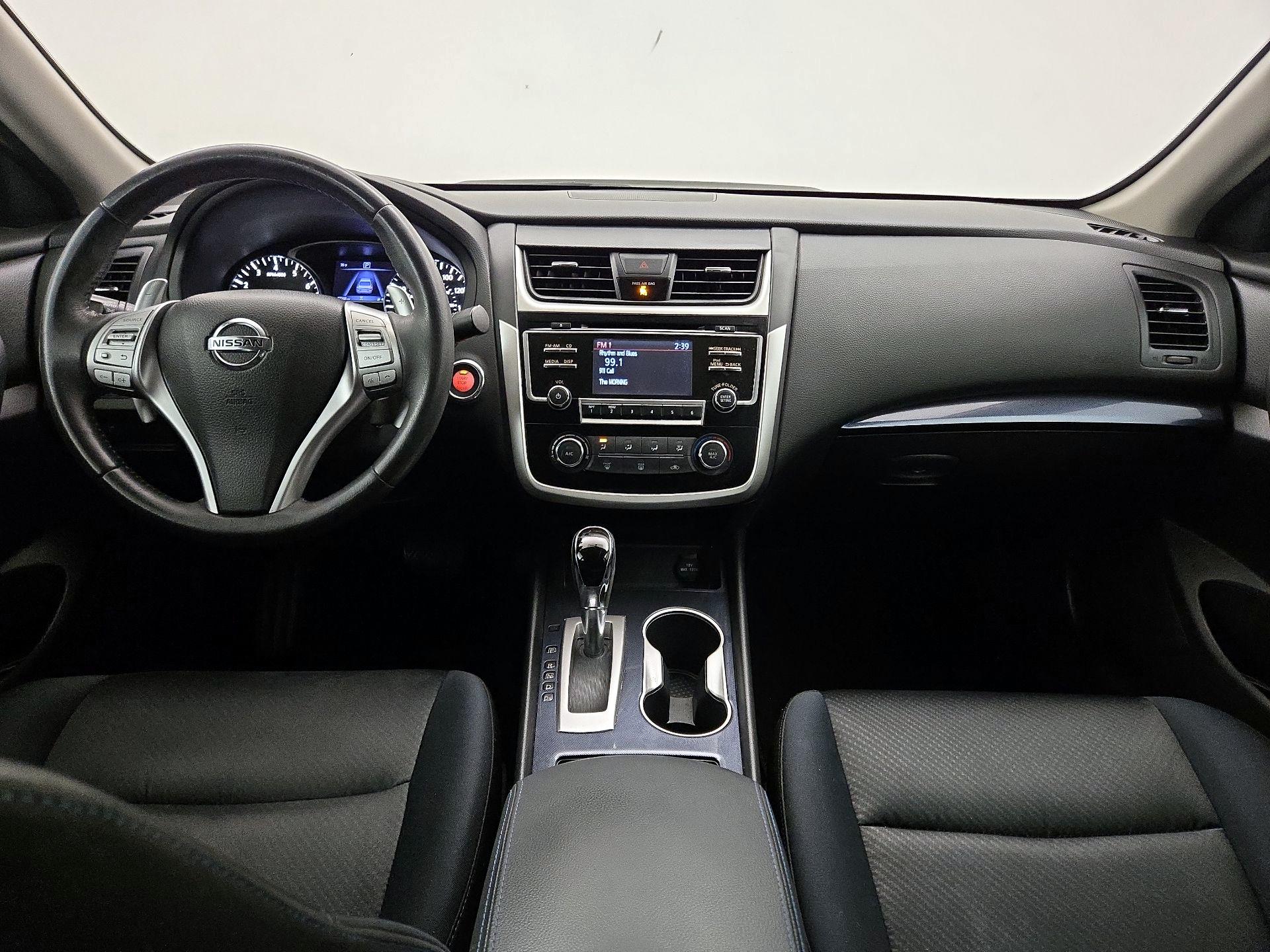 Thumbnail: 2018 Nissan Altima - 9