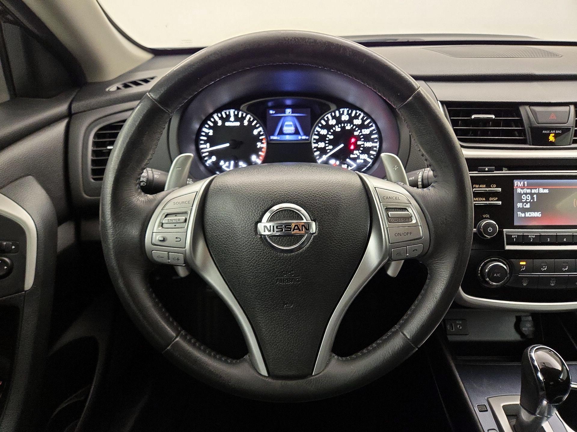 Thumbnail: 2018 Nissan Altima - 10