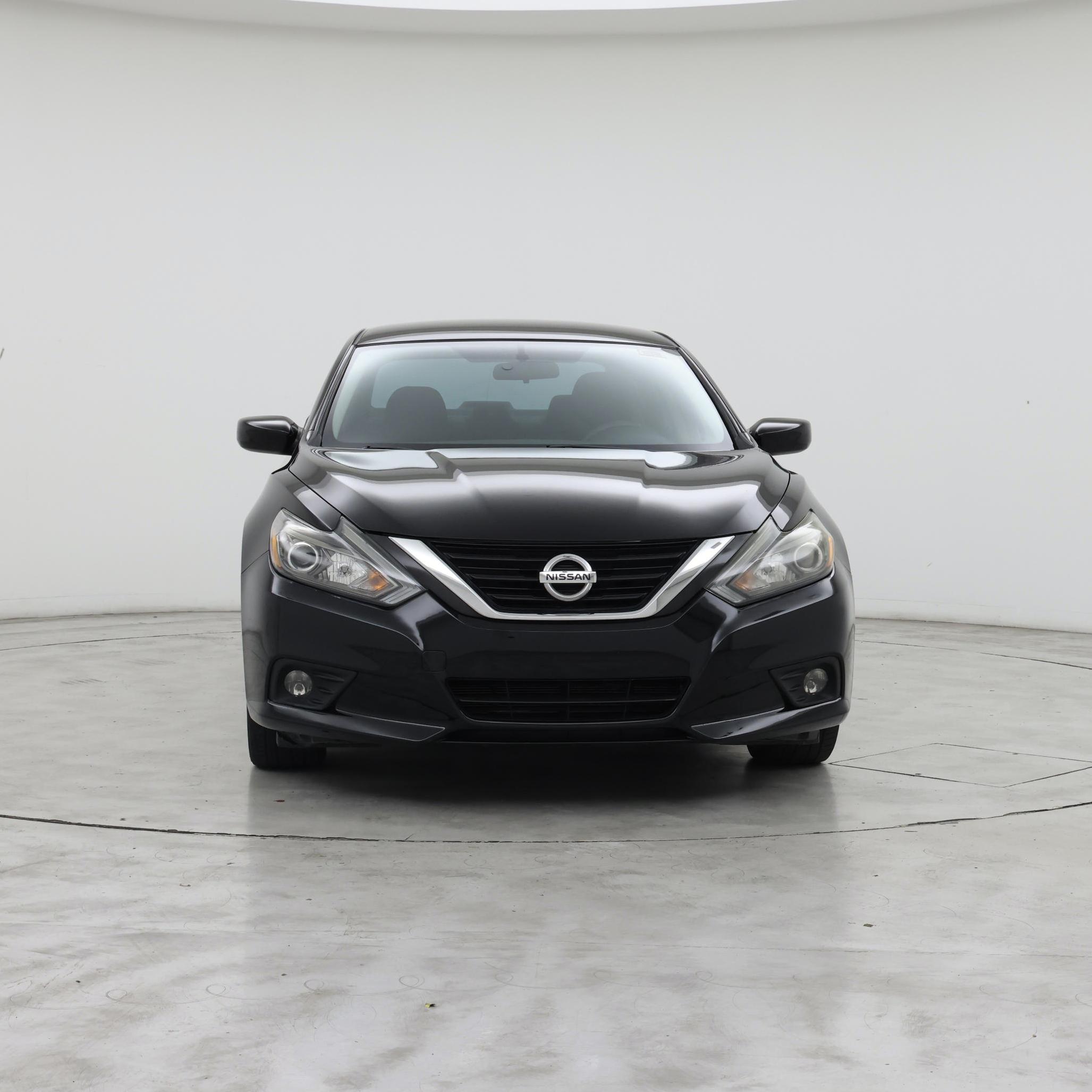 Thumbnail: 2018 Nissan Altima - 5