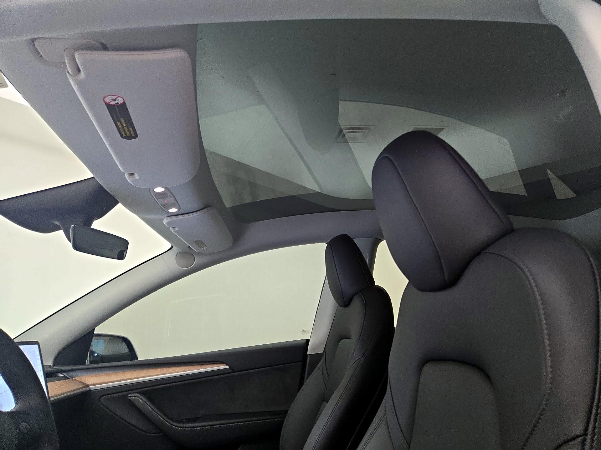 Thumbnail: 2025 Tesla Model Y - 19