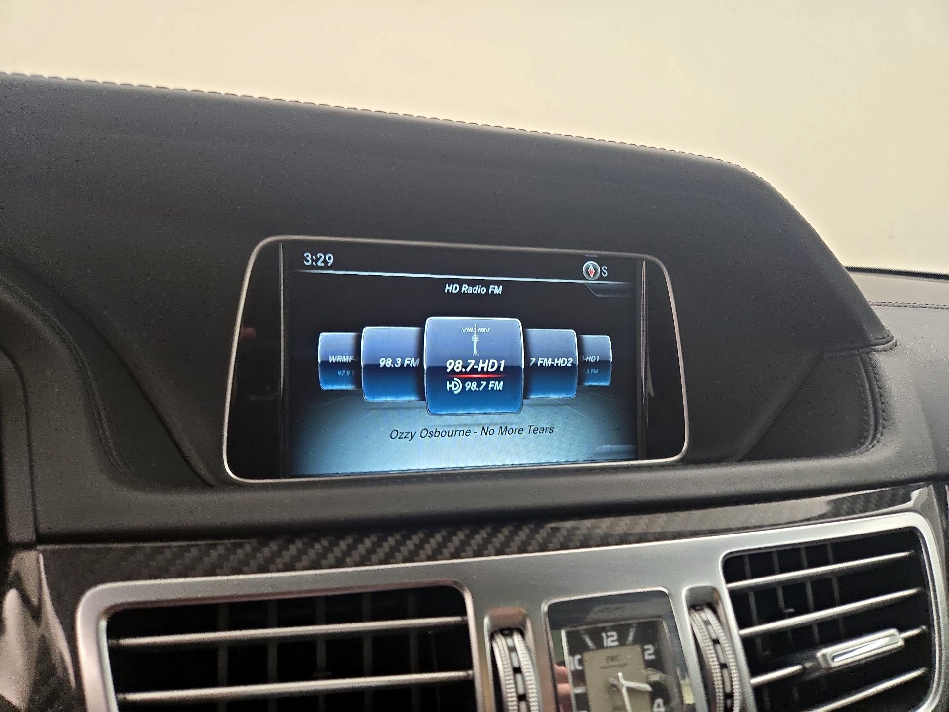 Thumbnail: 2016 Mercedes-Benz E-Class - 16