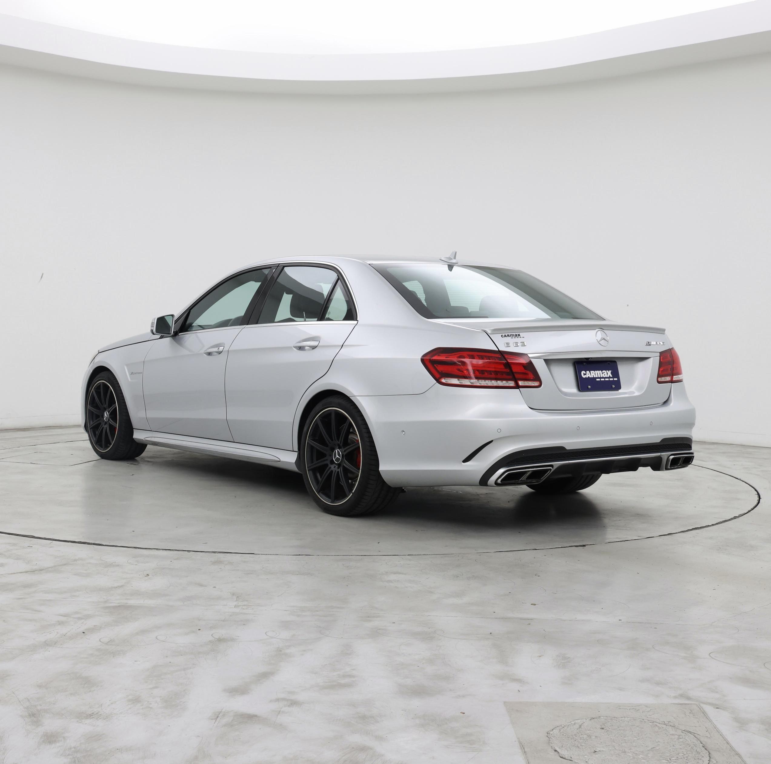 Thumbnail: 2016 Mercedes-Benz E-Class - 2