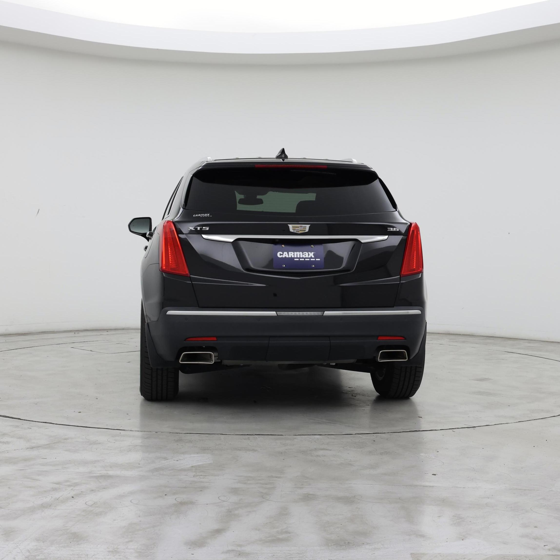 Thumbnail: 2019 Cadillac XT5 - 6