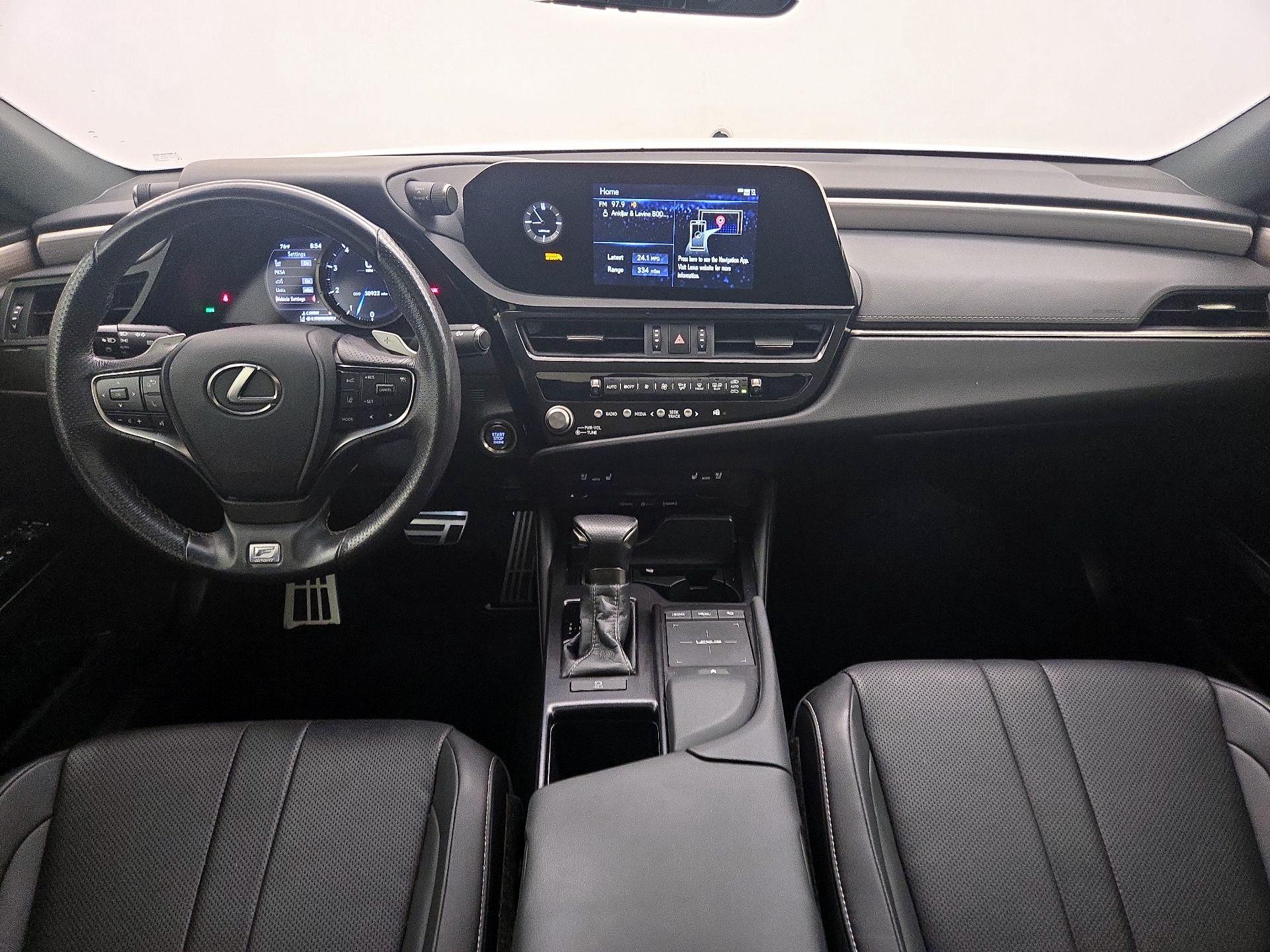 Thumbnail: 2022 Lexus ES - 9