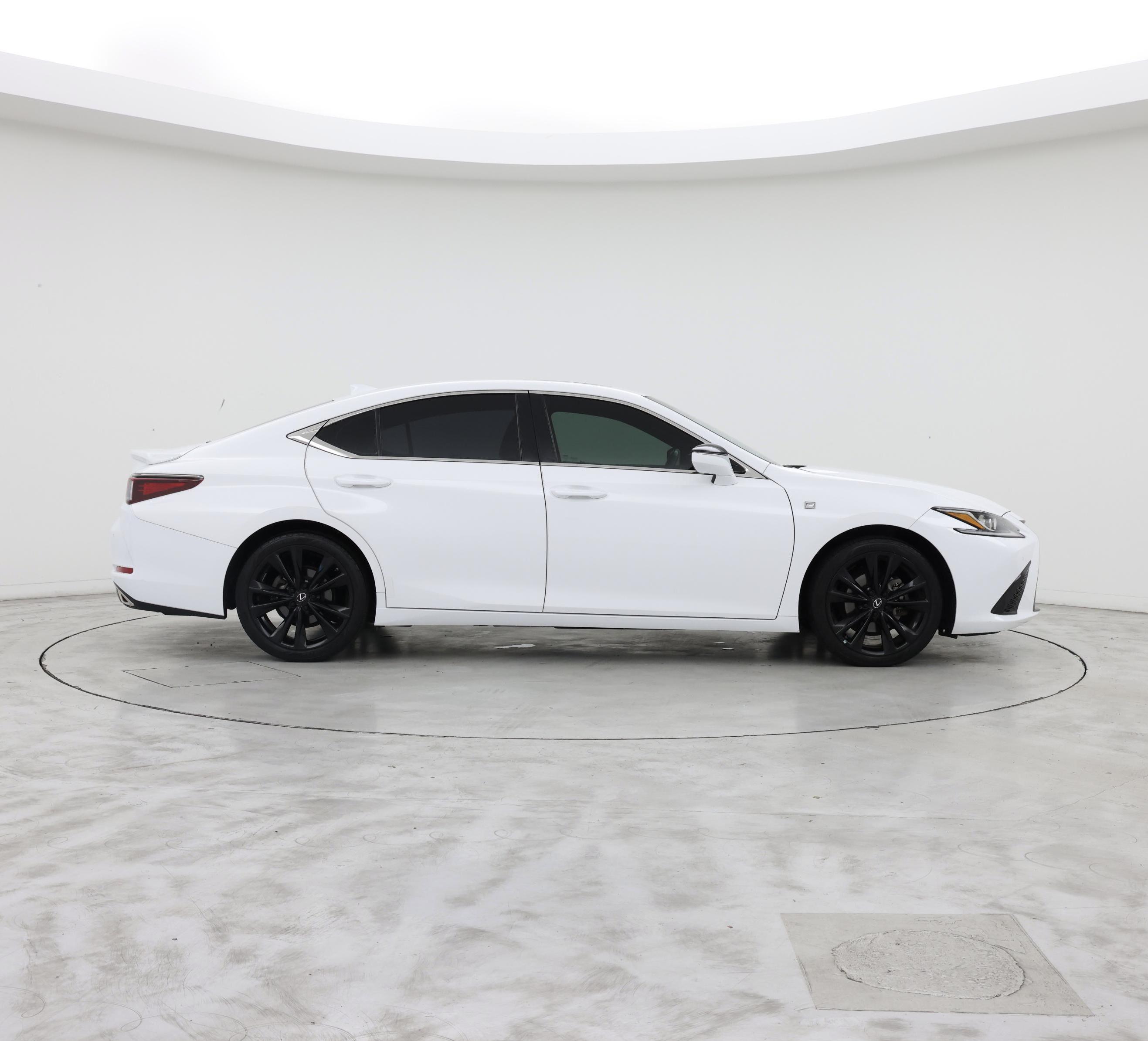 Thumbnail: 2022 Lexus ES - 7