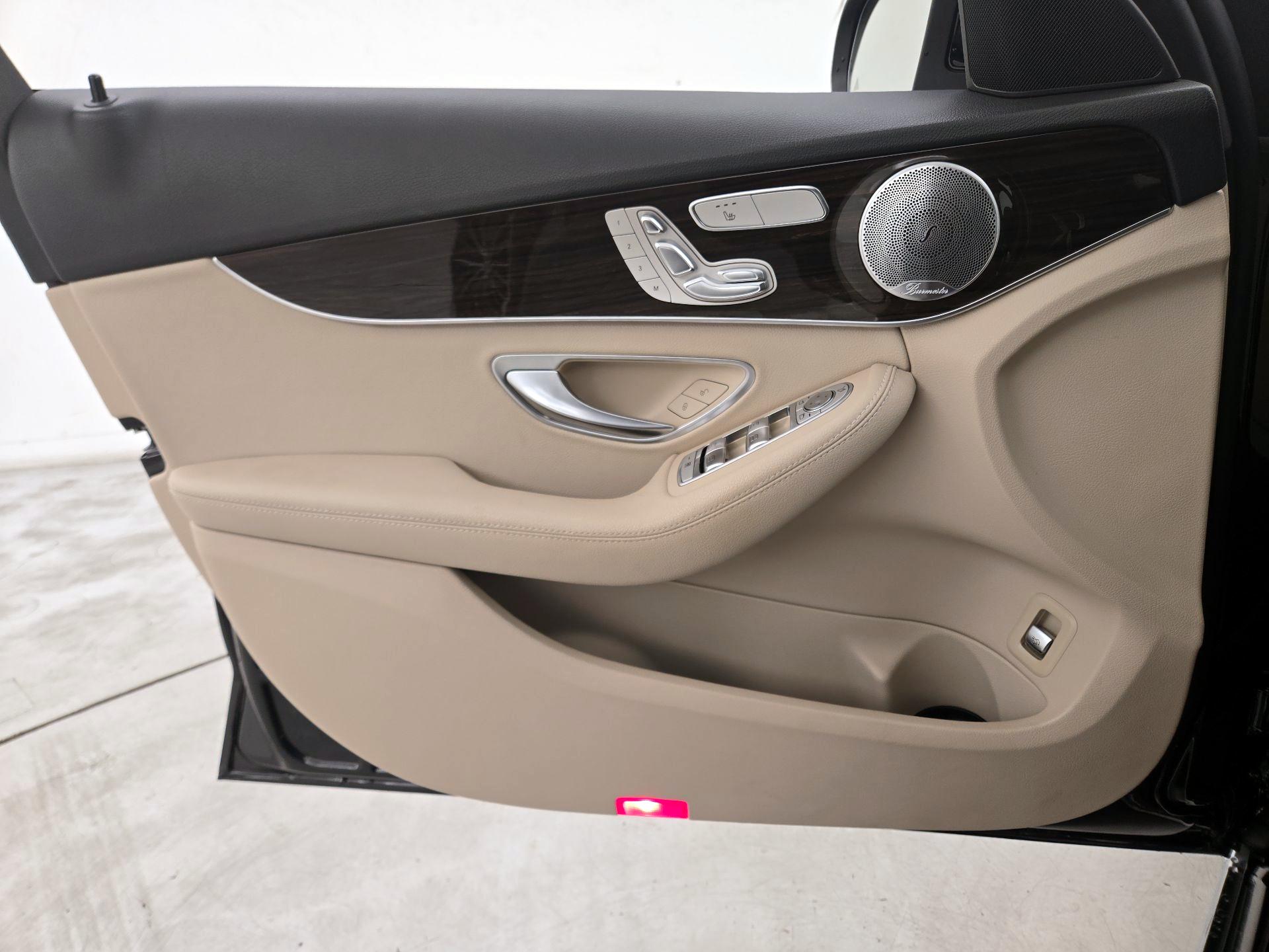Thumbnail: 2021 Mercedes-Benz C-Class - 12