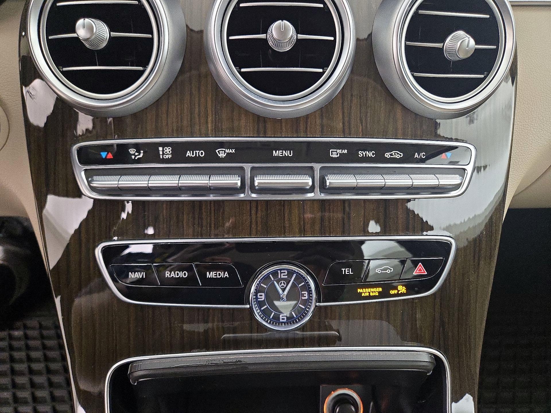Thumbnail: 2021 Mercedes-Benz C-Class - 16