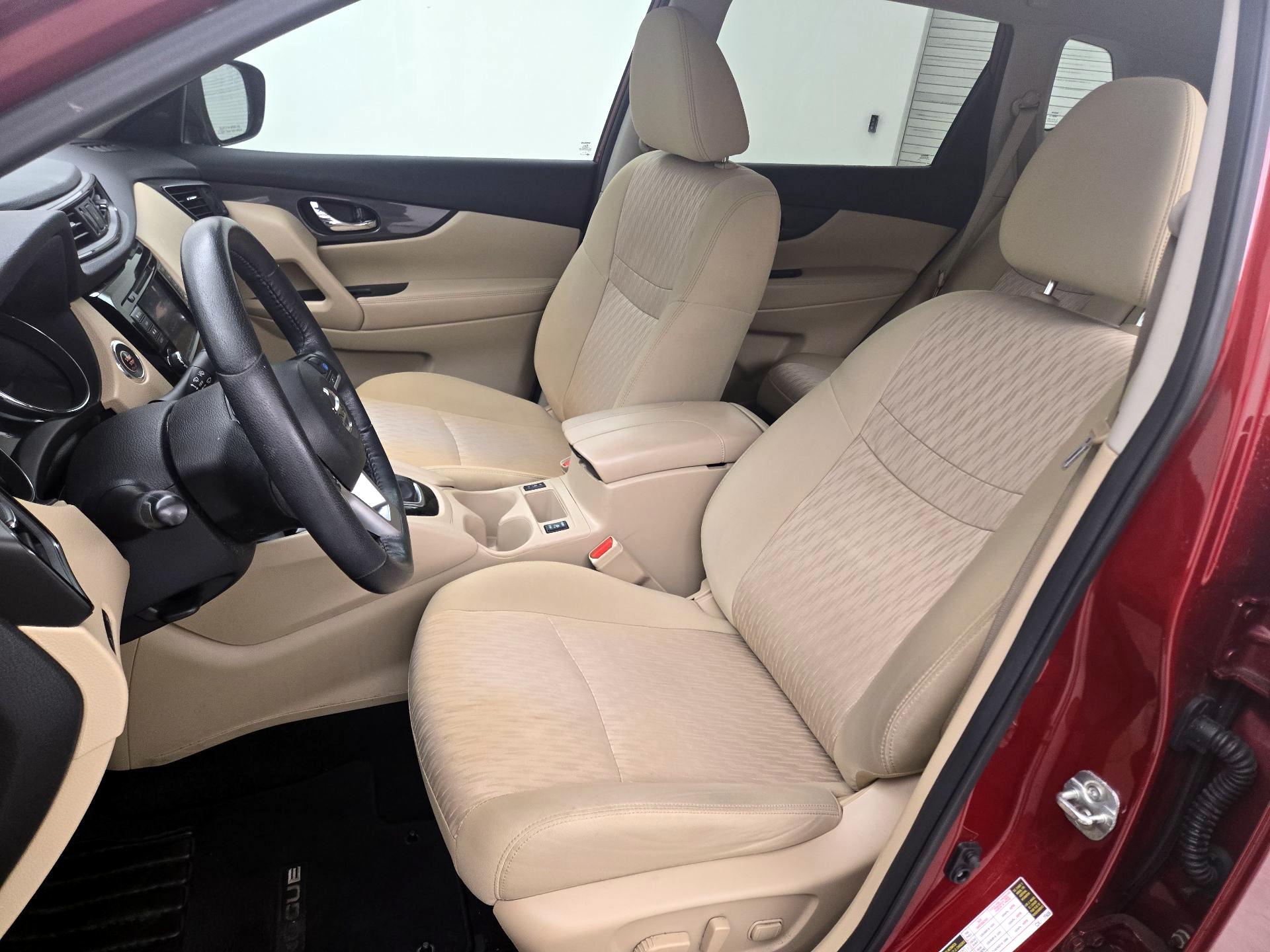 Thumbnail: 2019 Nissan Rogue - 11