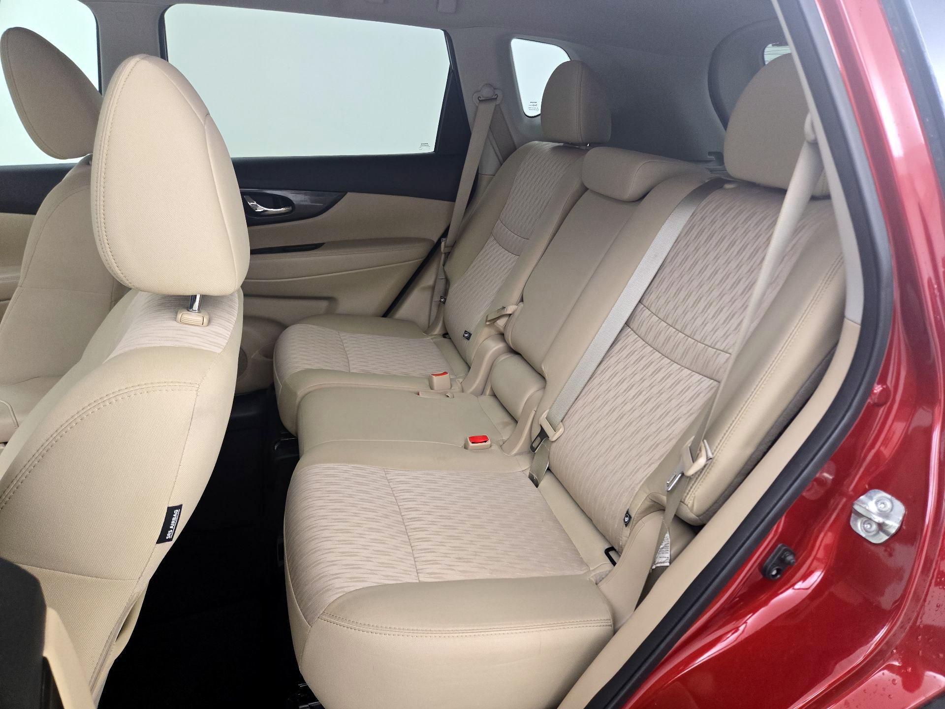 Thumbnail: 2019 Nissan Rogue - 19