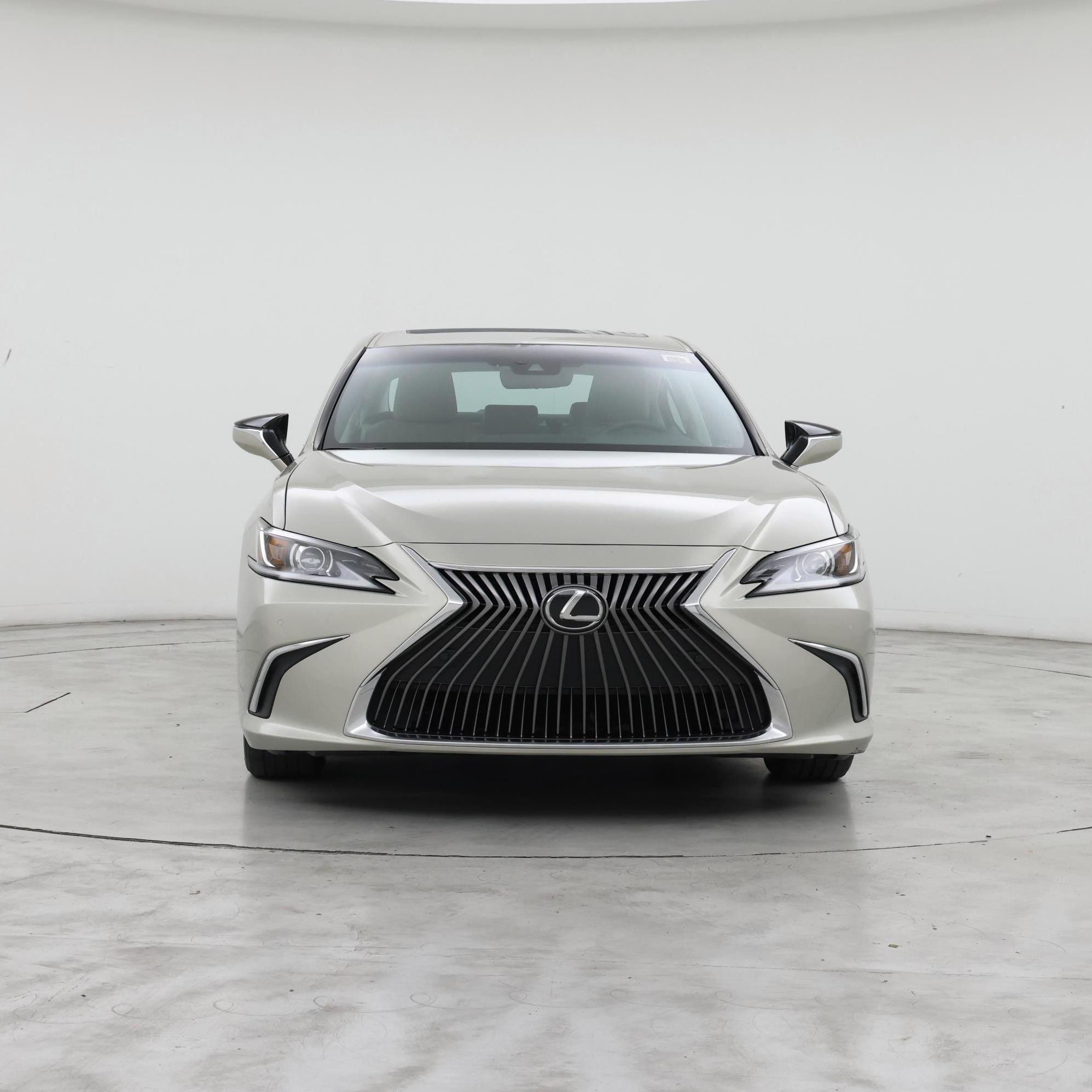 Thumbnail: 2019 Lexus ES - 5