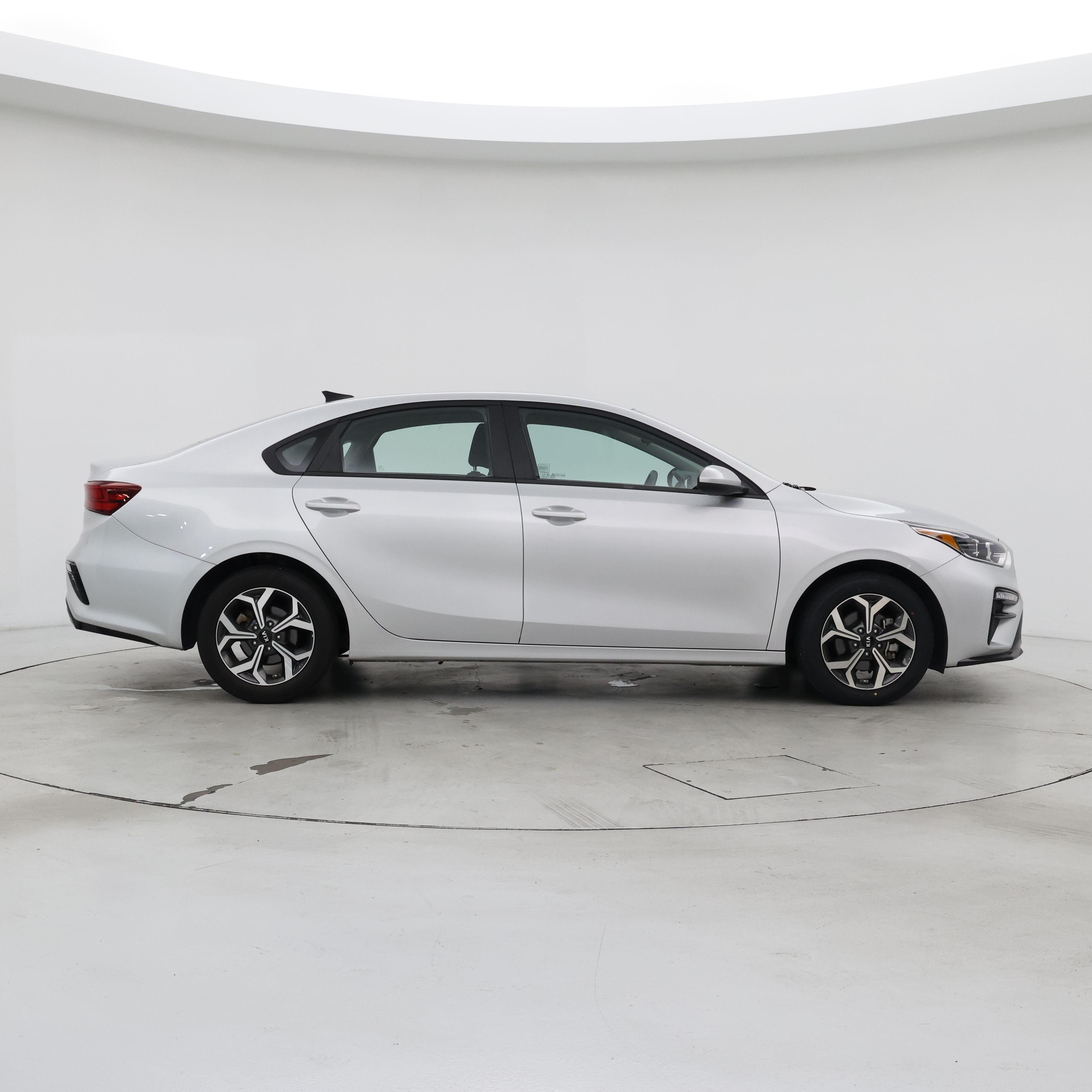 Thumbnail: 2021 Kia Forte - 7