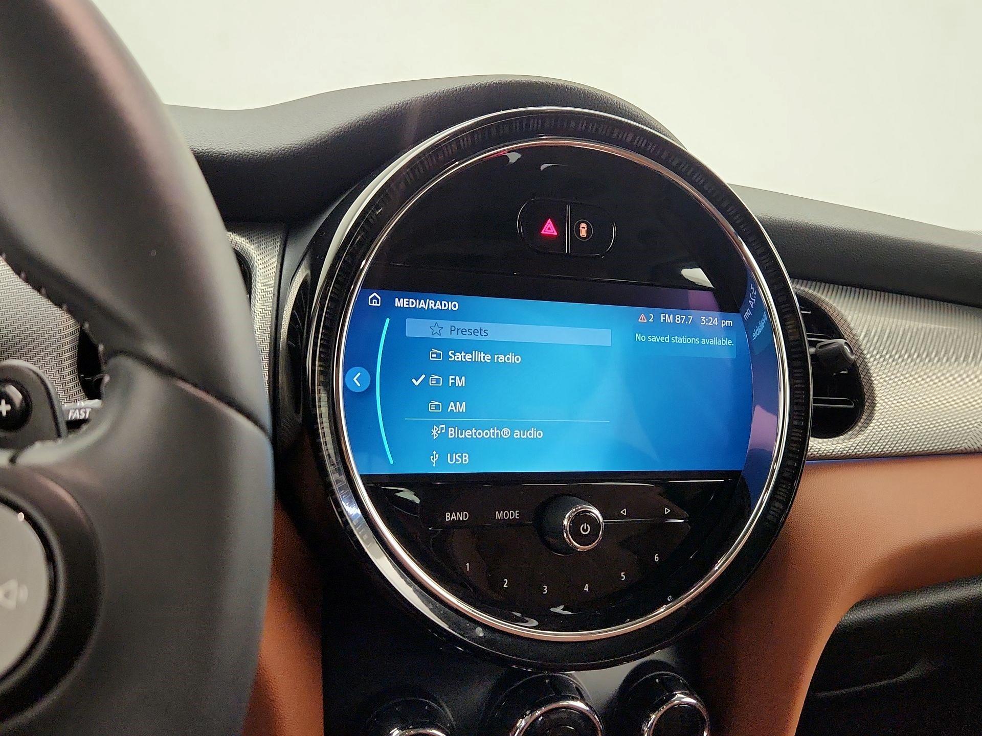 Thumbnail: 2023 MINI Cooper Hardtop - 15