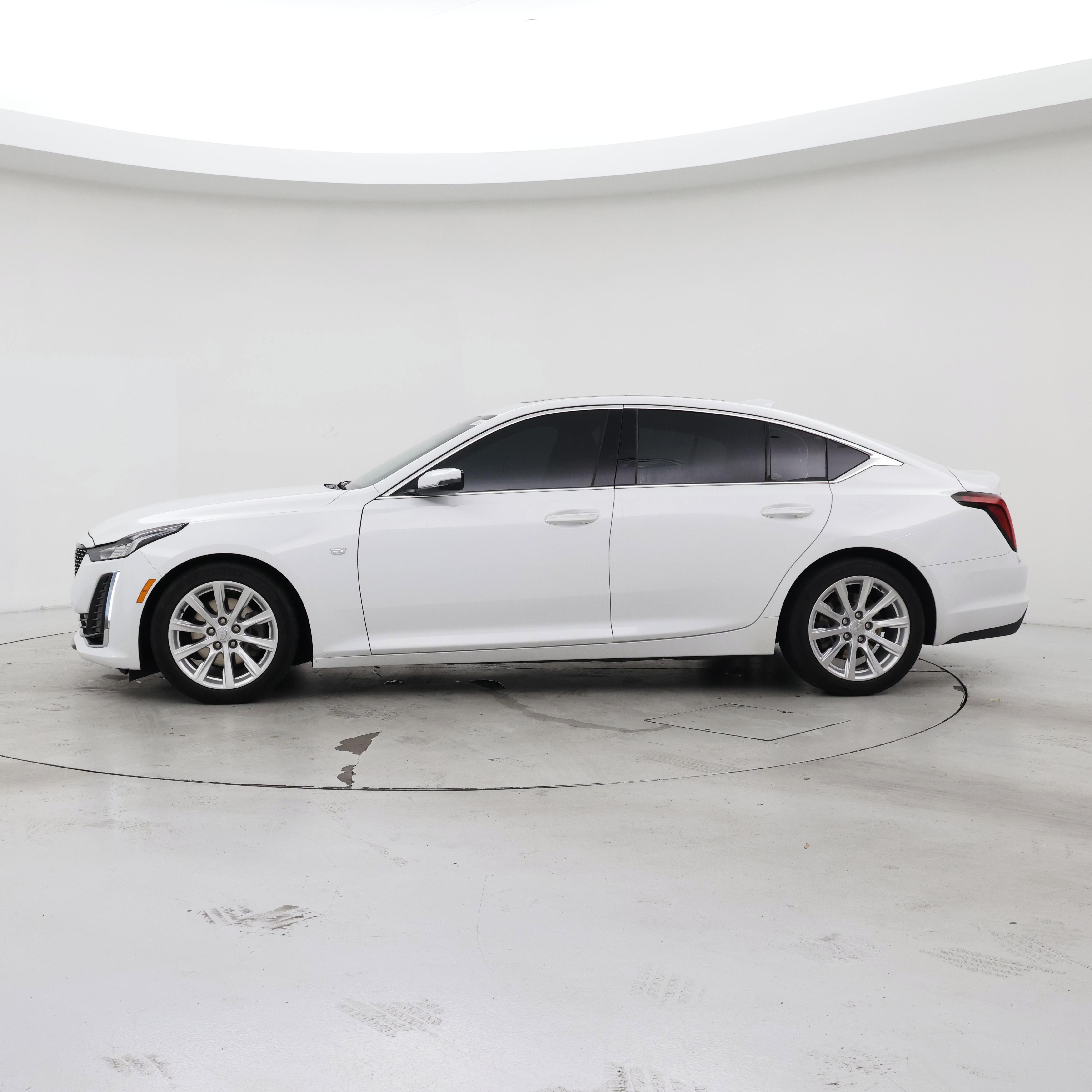 Thumbnail: 2023 Cadillac CT5 - 3