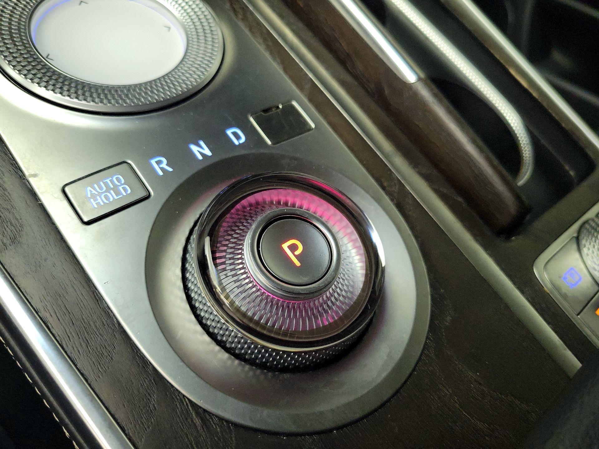 Thumbnail: 2021 Genesis GV80 - 18