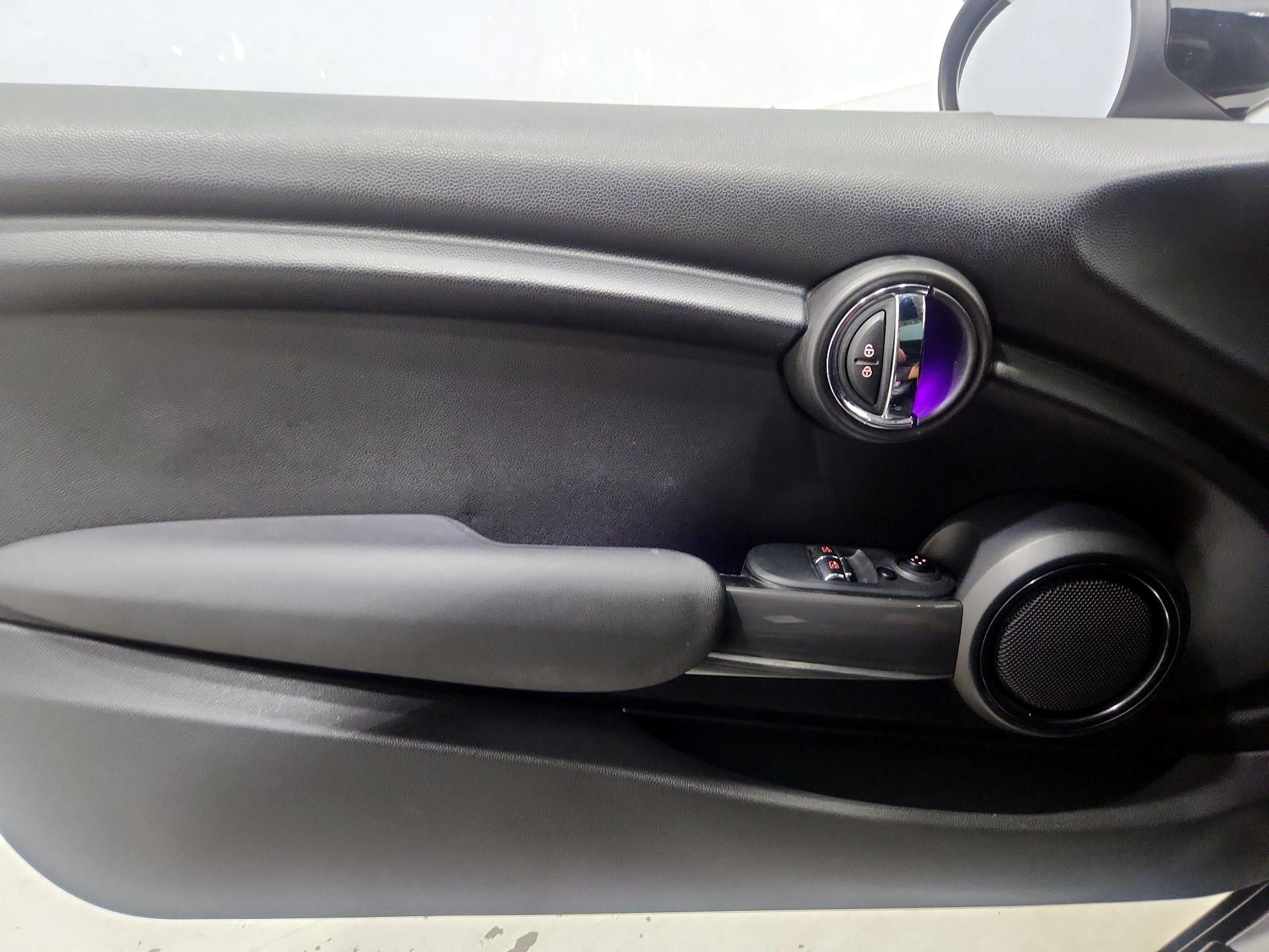 Thumbnail: 2020 MINI Cooper Hardtop - 12