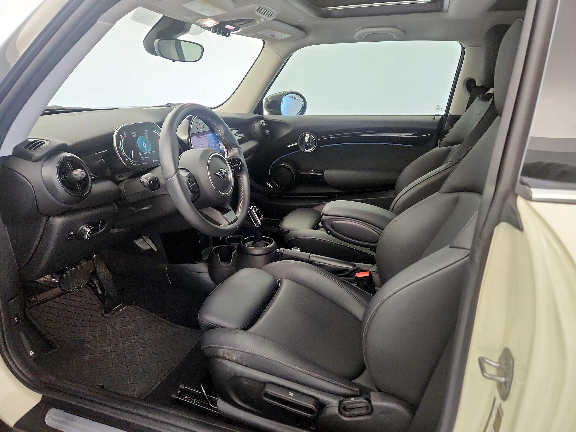 Thumbnail: 2023 MINI Cooper Hardtop - 9