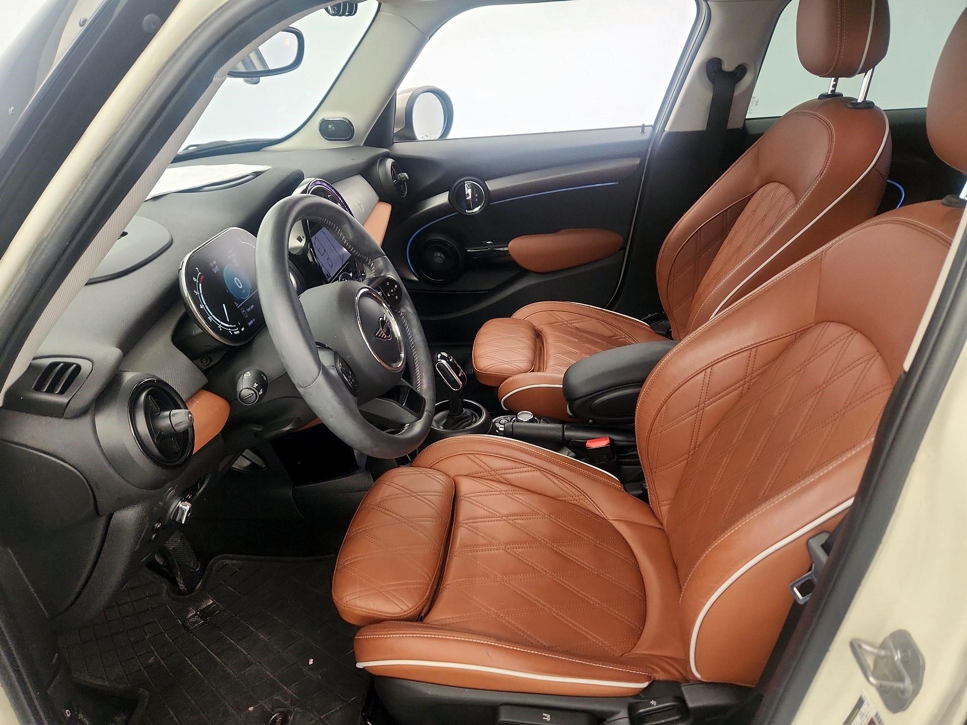 Thumbnail: 2023 MINI Cooper Hardtop - 11