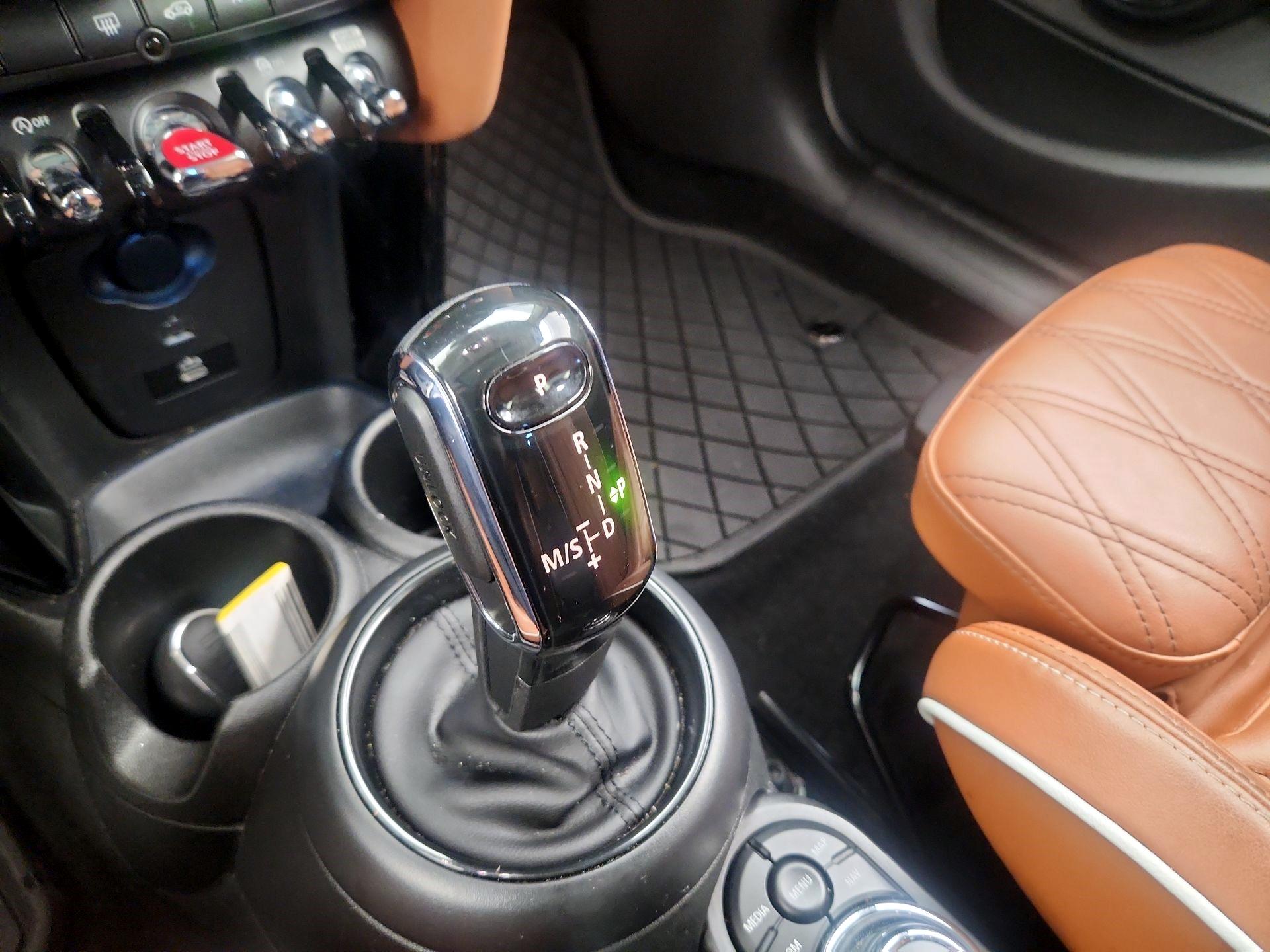 Thumbnail: 2023 MINI Cooper Hardtop - 18