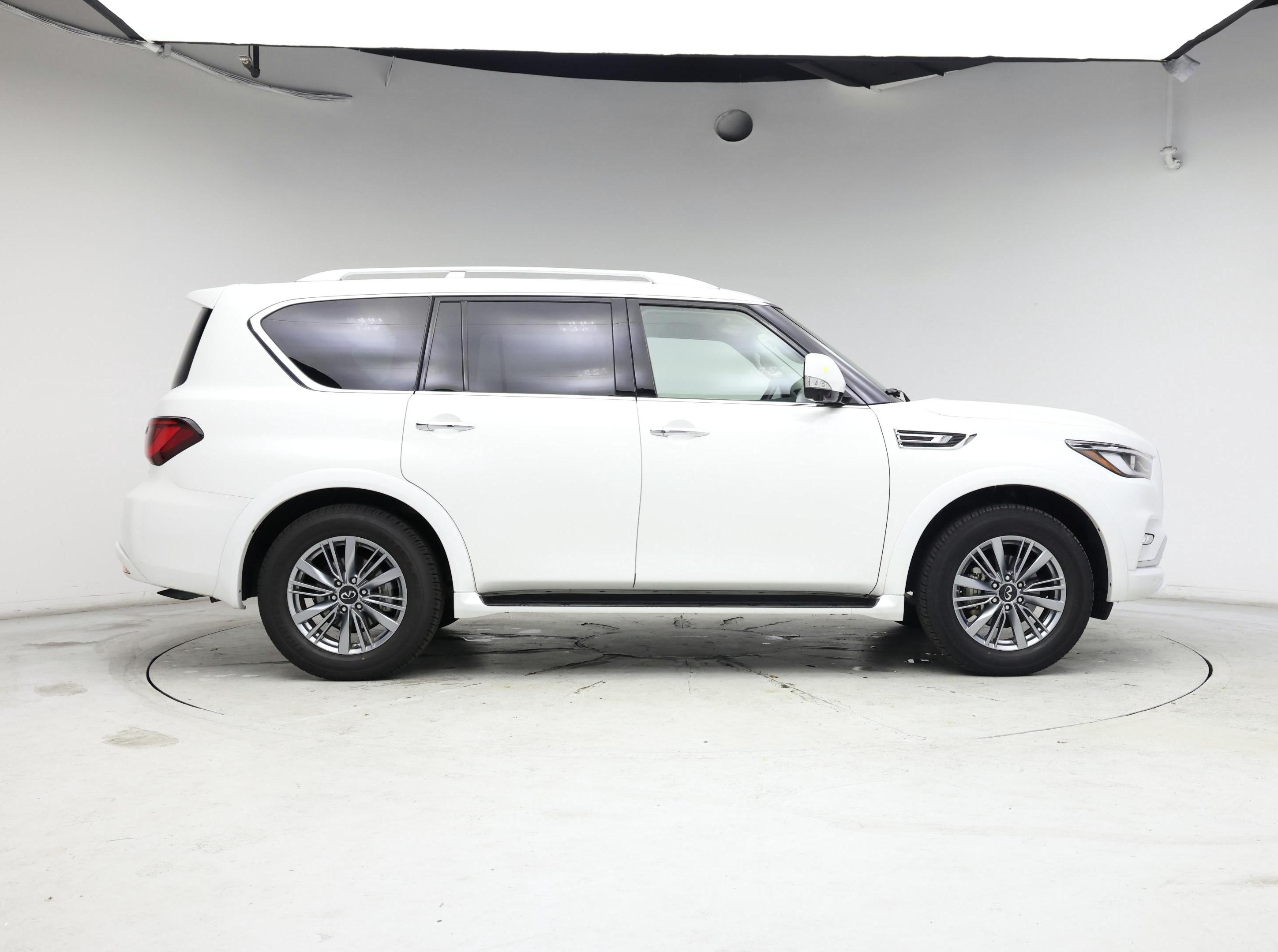 Thumbnail: 2022 INFINITI QX80 - 7