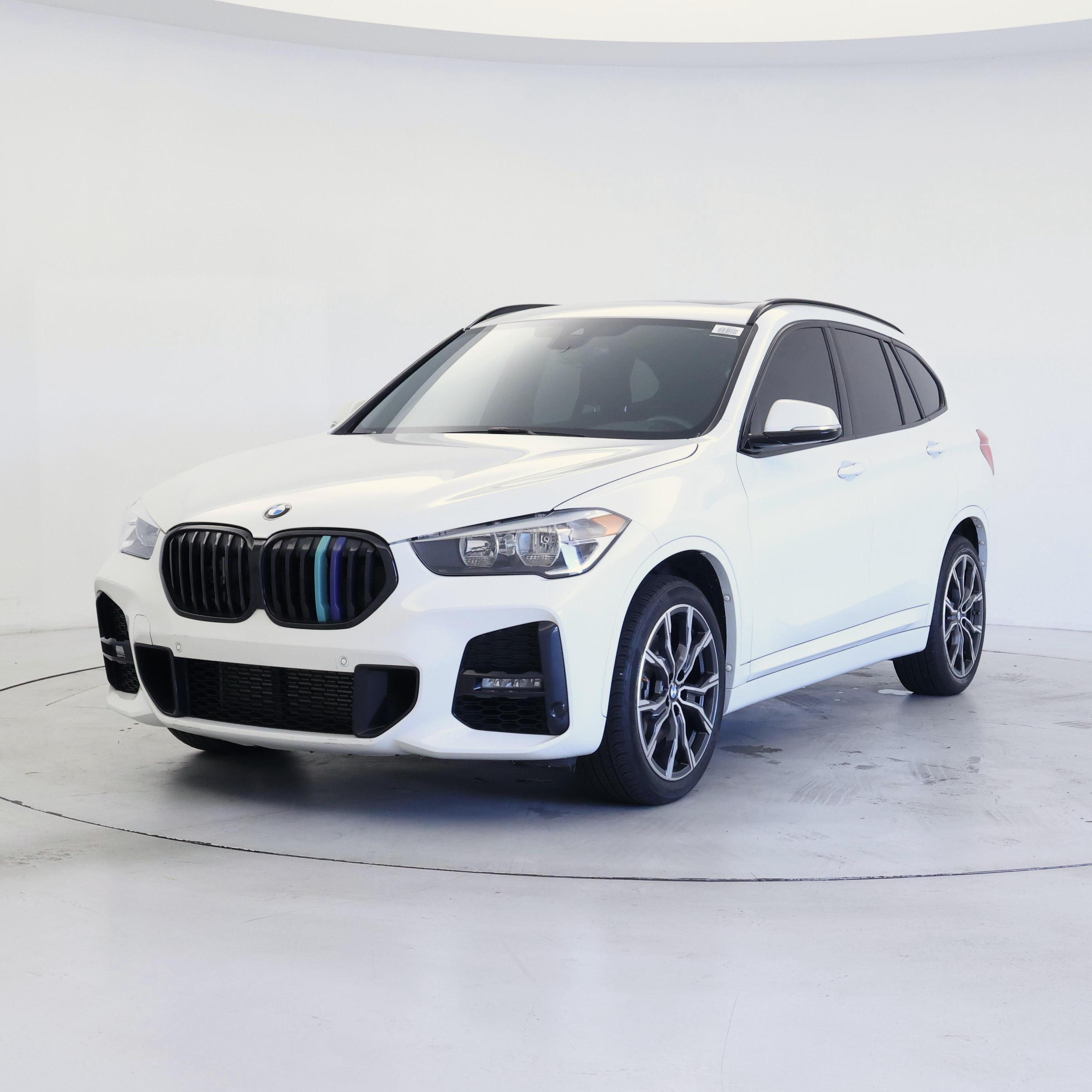 Thumbnail: 2022 BMW X1 - 4