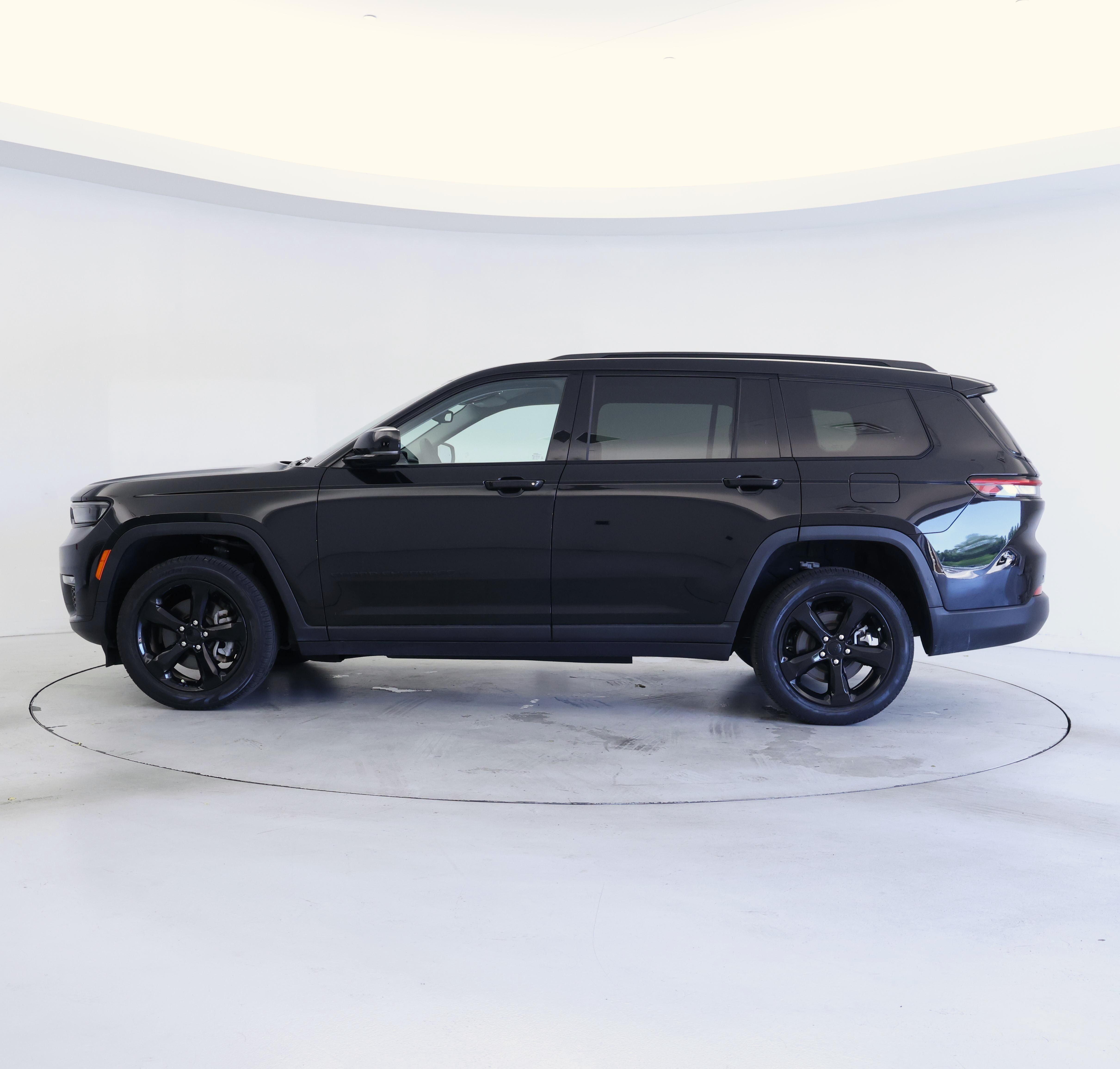 Thumbnail: 2023 Jeep Grand Cherokee L - 3