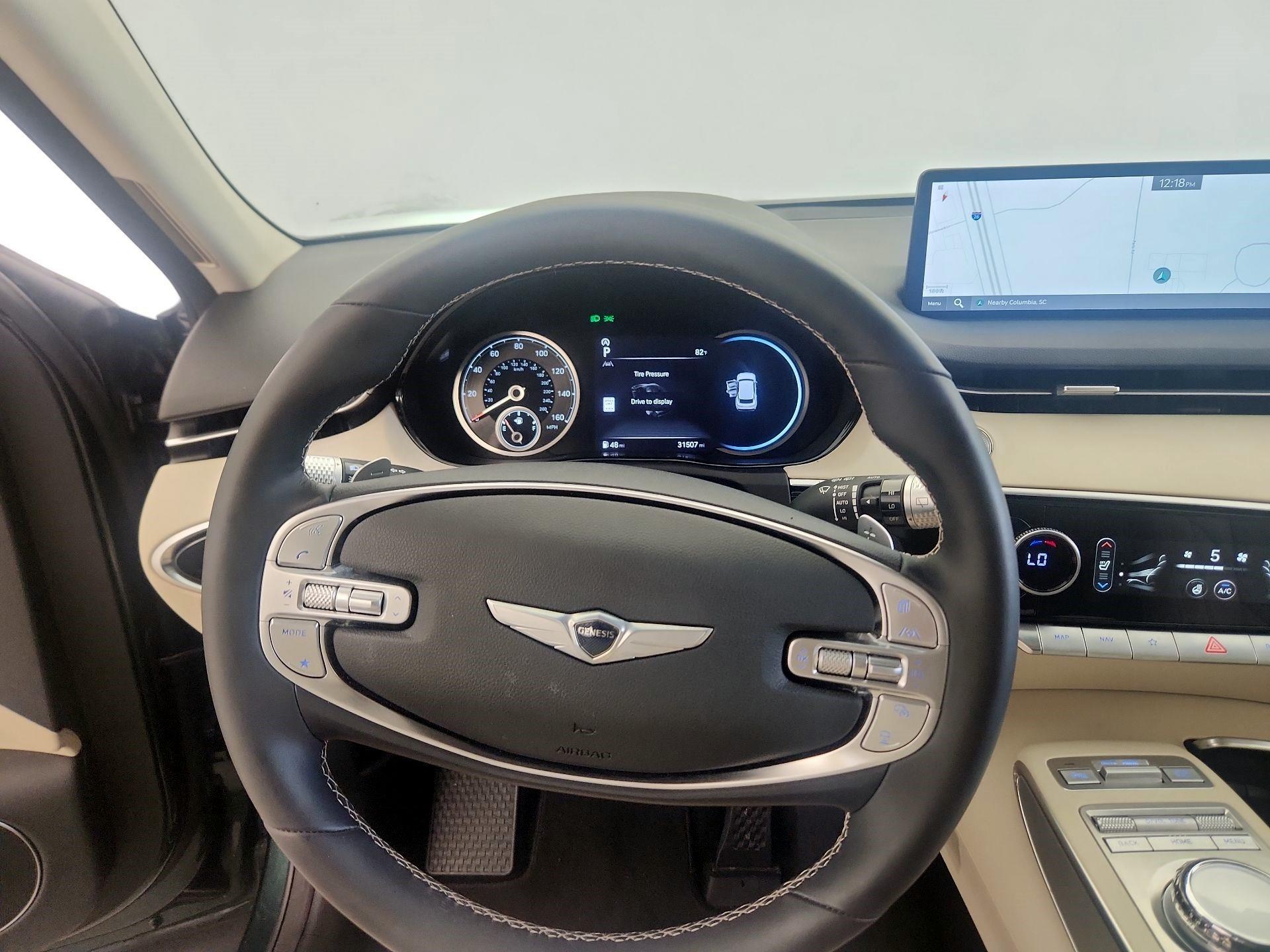 Thumbnail: 2023 Genesis GV70 - 10