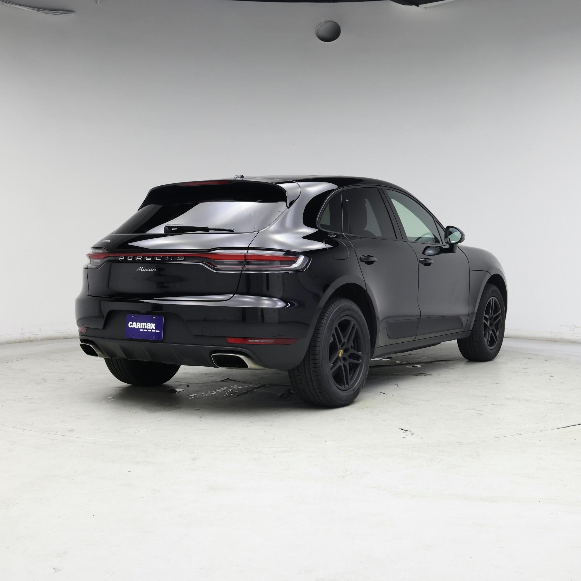 Thumbnail: 2021 Porsche Macan - 8