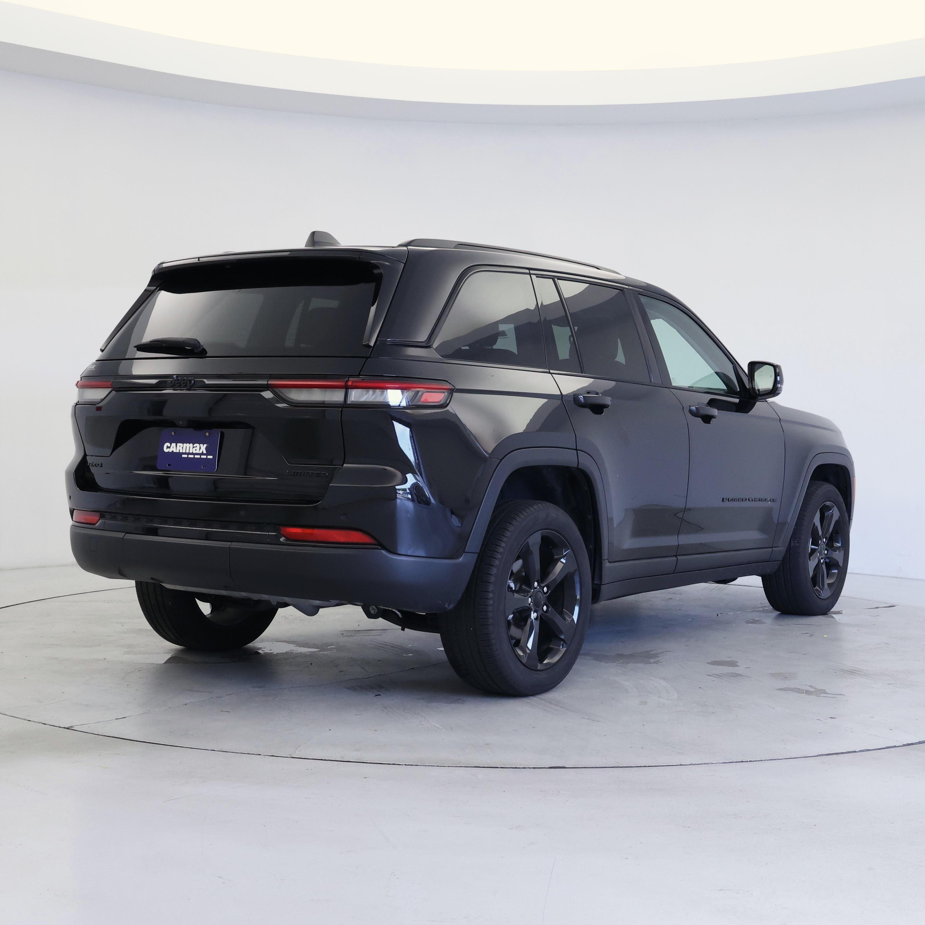Thumbnail: 2023 Jeep Grand Cherokee - 8