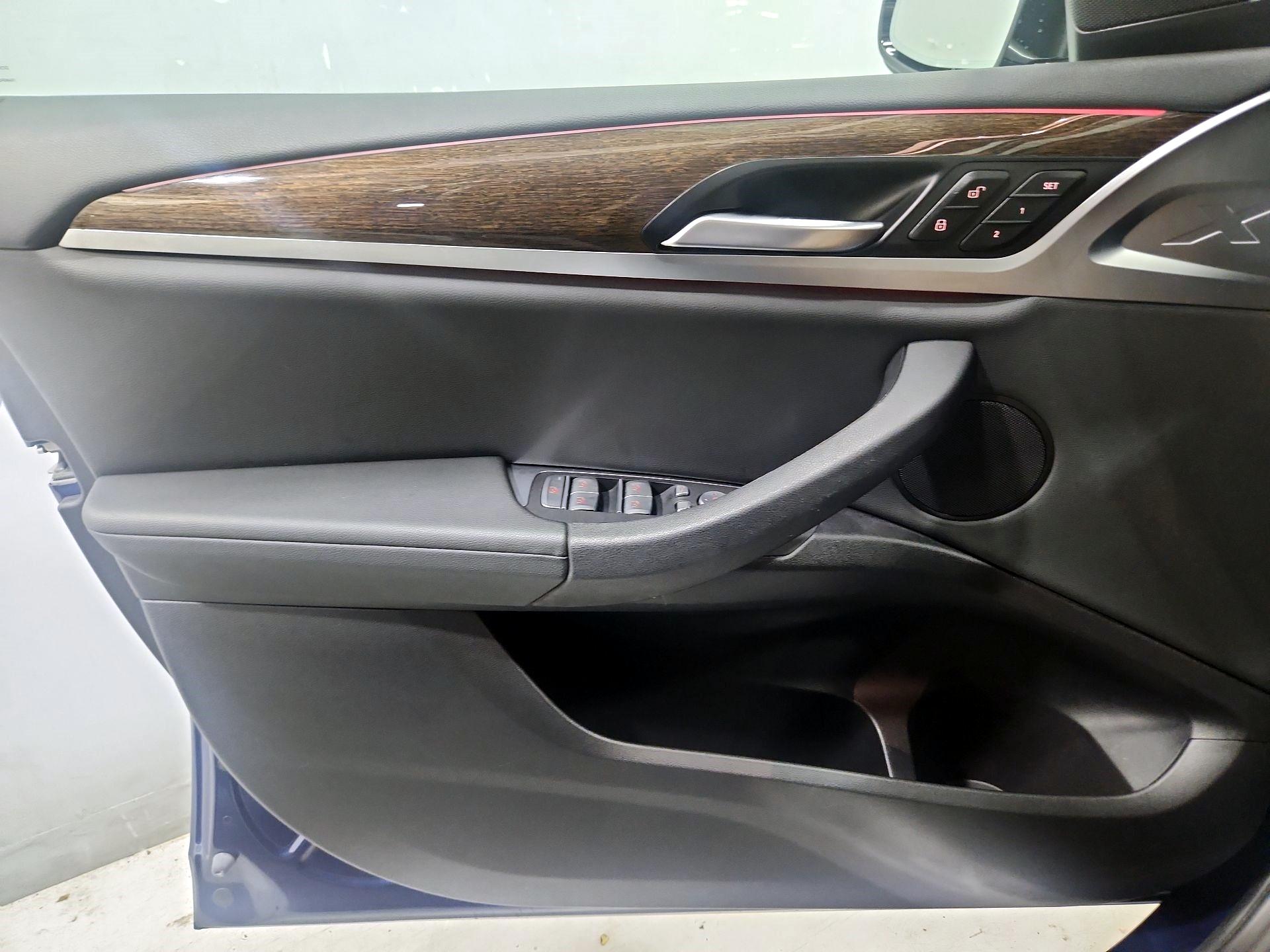 Thumbnail: 2020 BMW X3 - 12